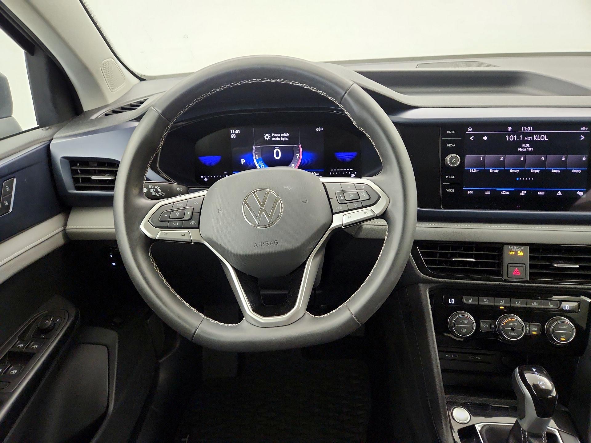 Thumbnail: 2024 Volkswagen Taos - 10