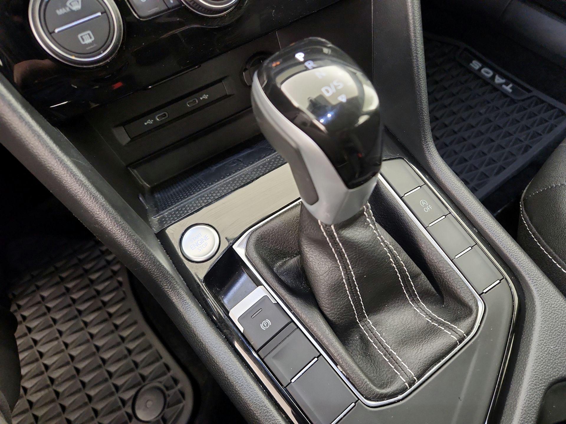 Thumbnail: 2024 Volkswagen Taos - 17