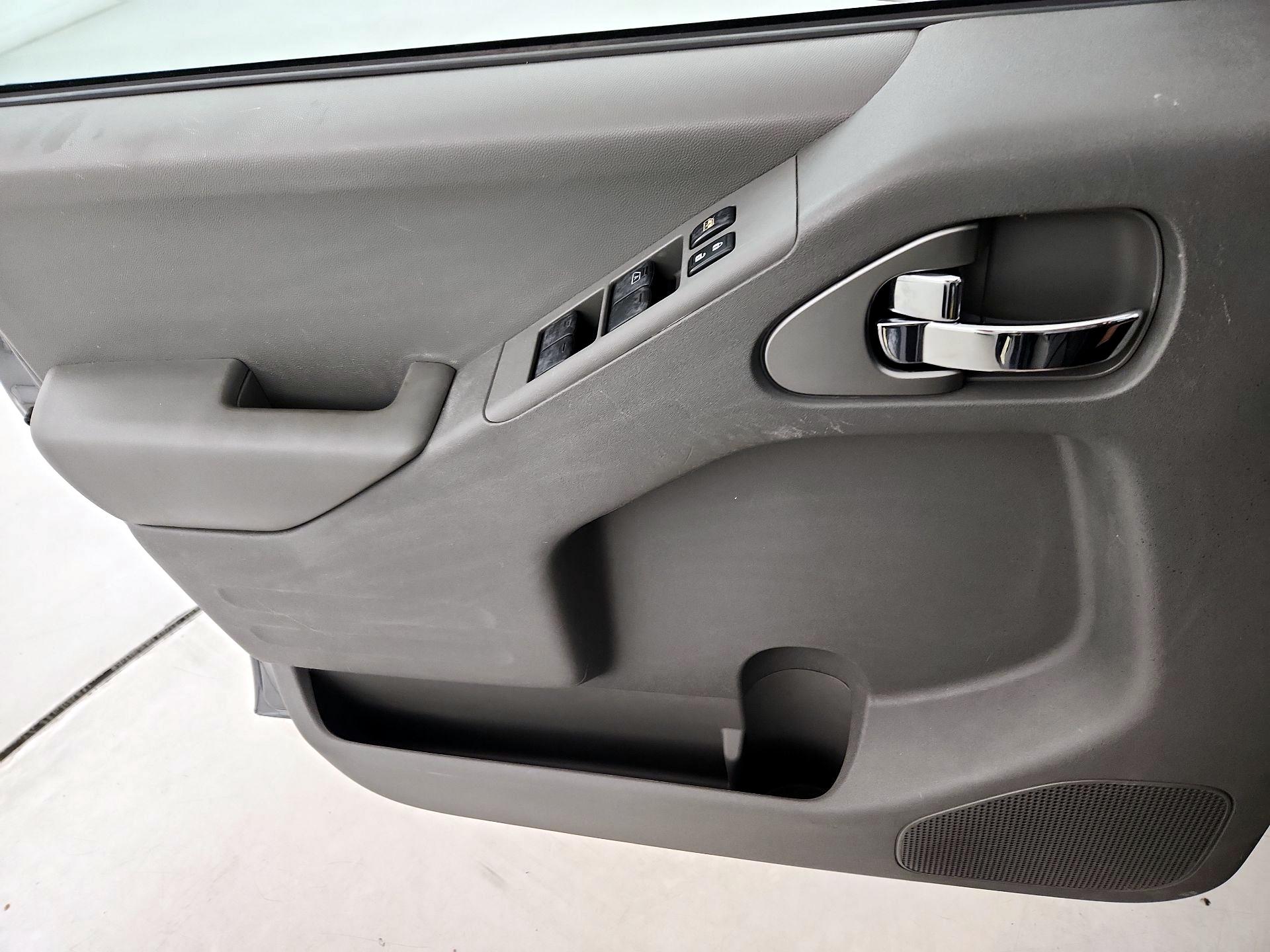 Thumbnail: 2016 Nissan Frontier - 12