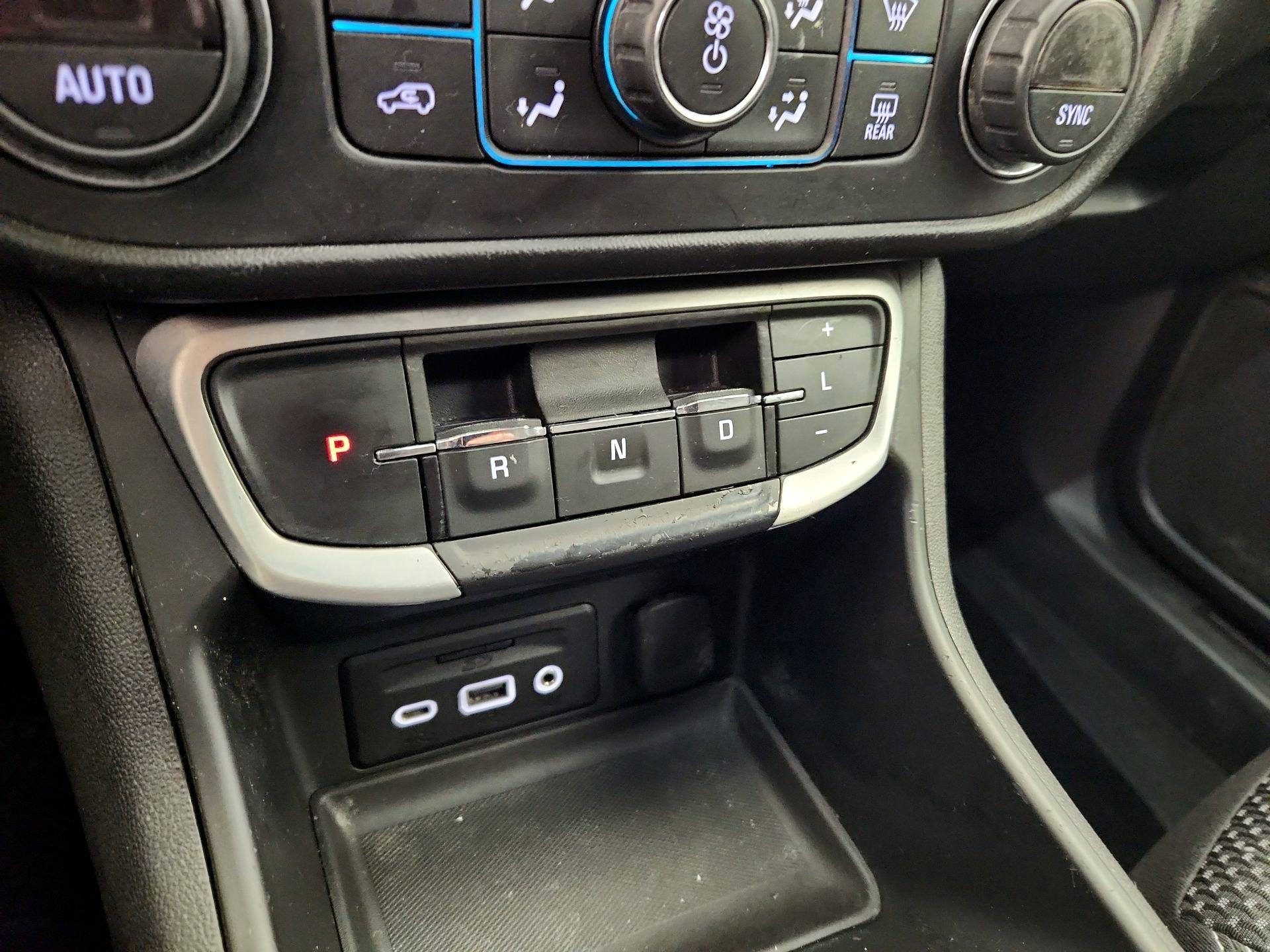 Thumbnail: 2022 GMC Terrain - 18