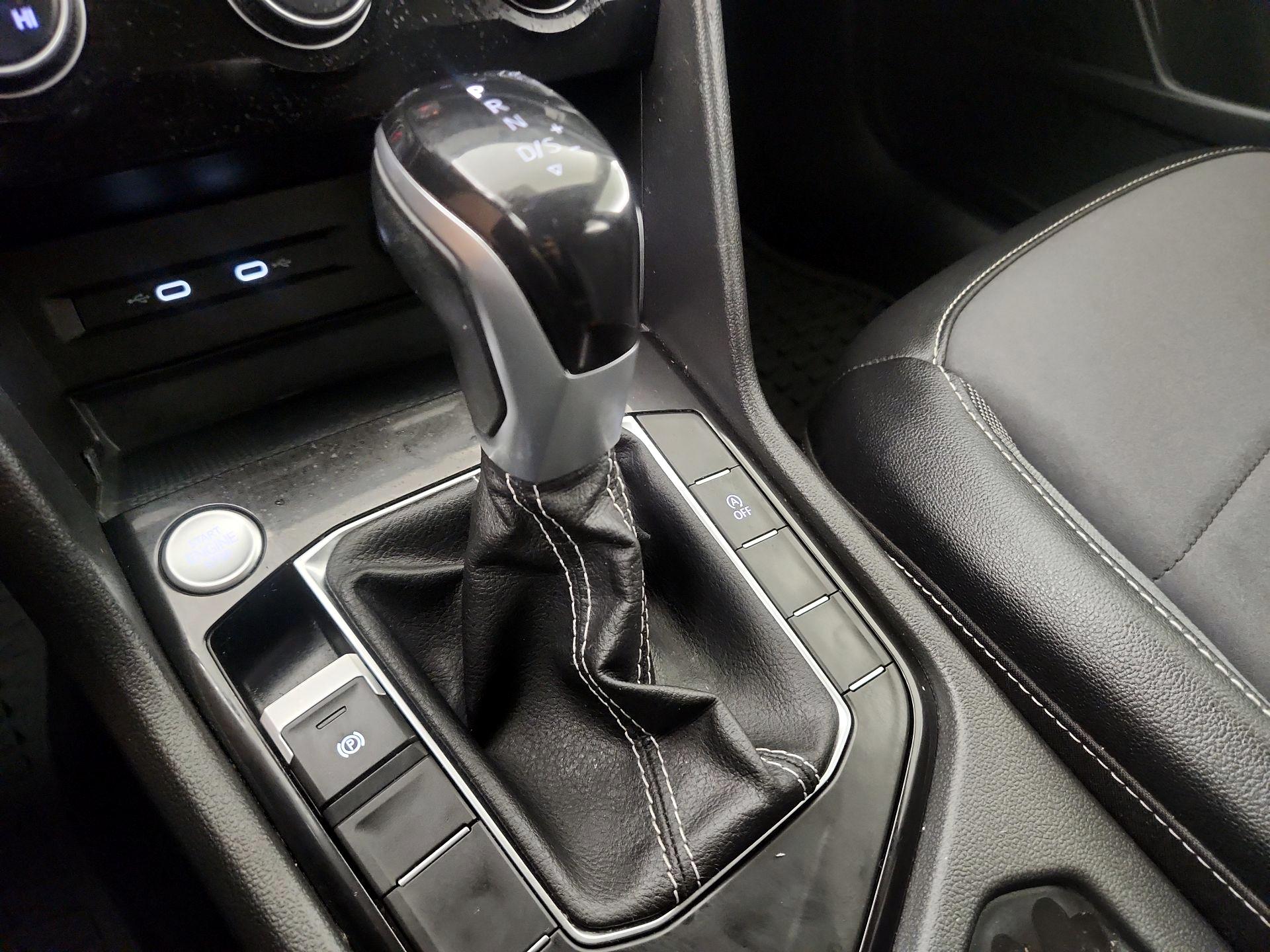 Thumbnail: 2023 Volkswagen Taos - 15