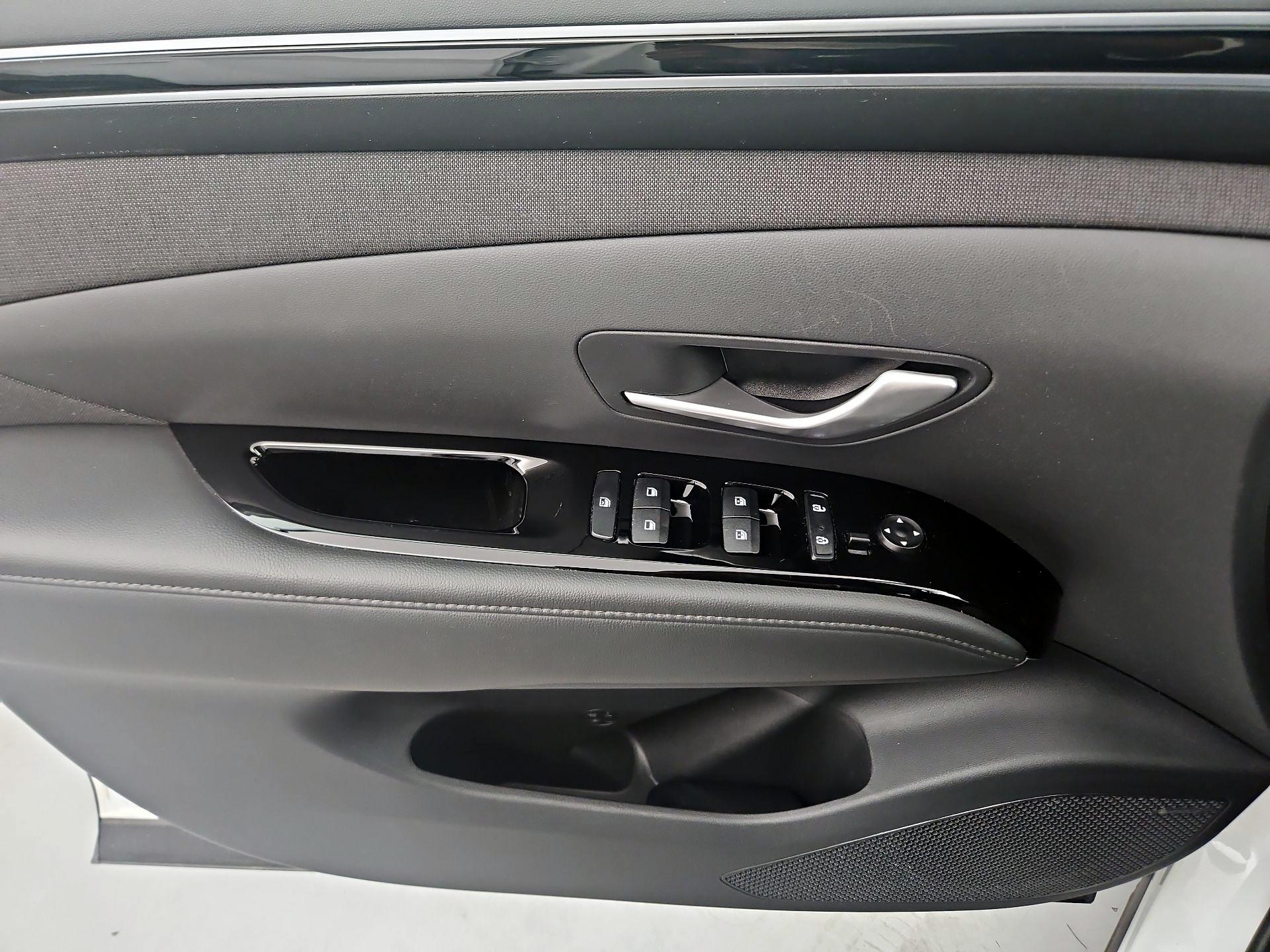 Thumbnail: 2024 Hyundai Tucson - 12