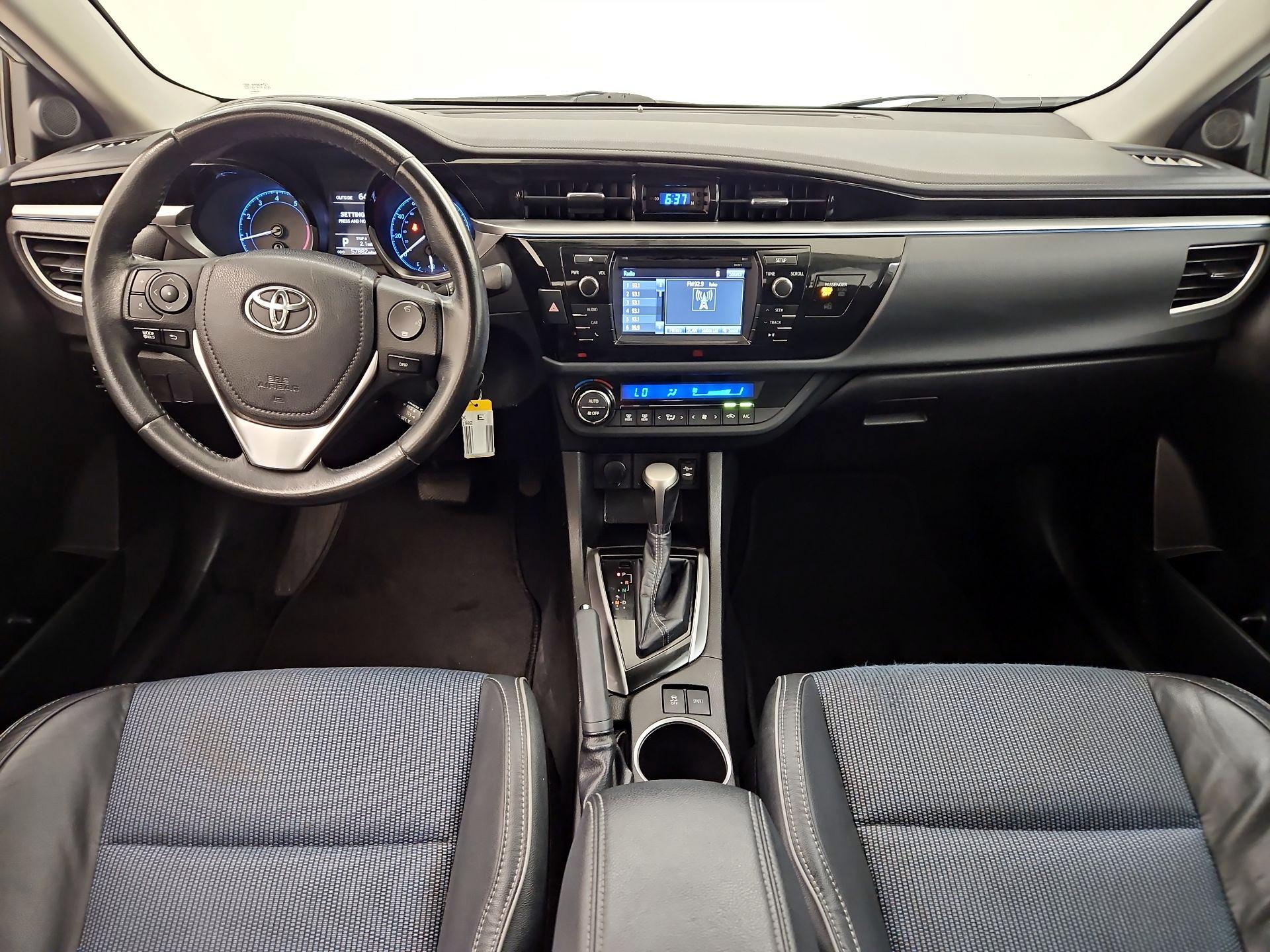 Thumbnail: 2015 Toyota Corolla - 9