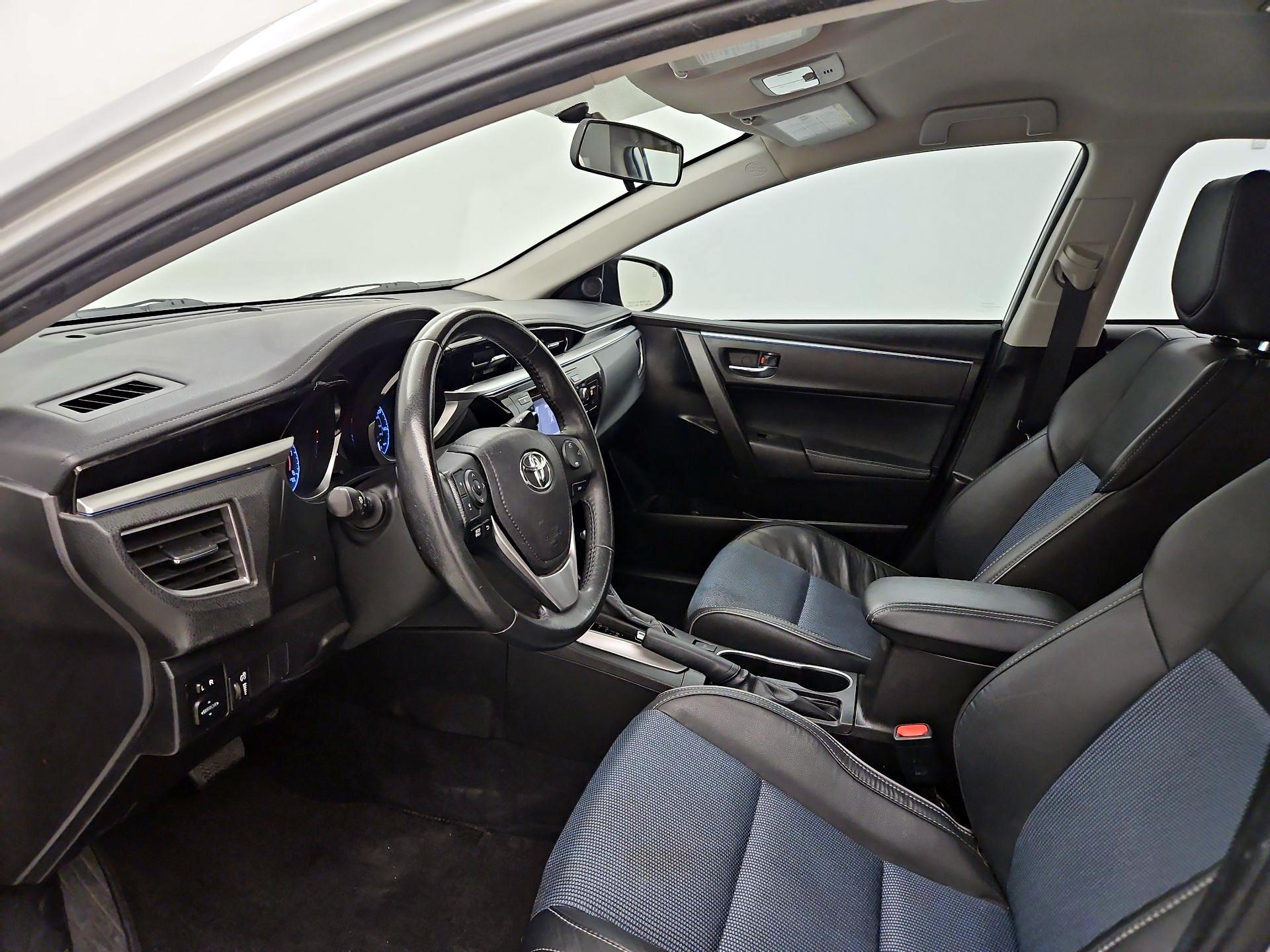 Thumbnail: 2015 Toyota Corolla - 11