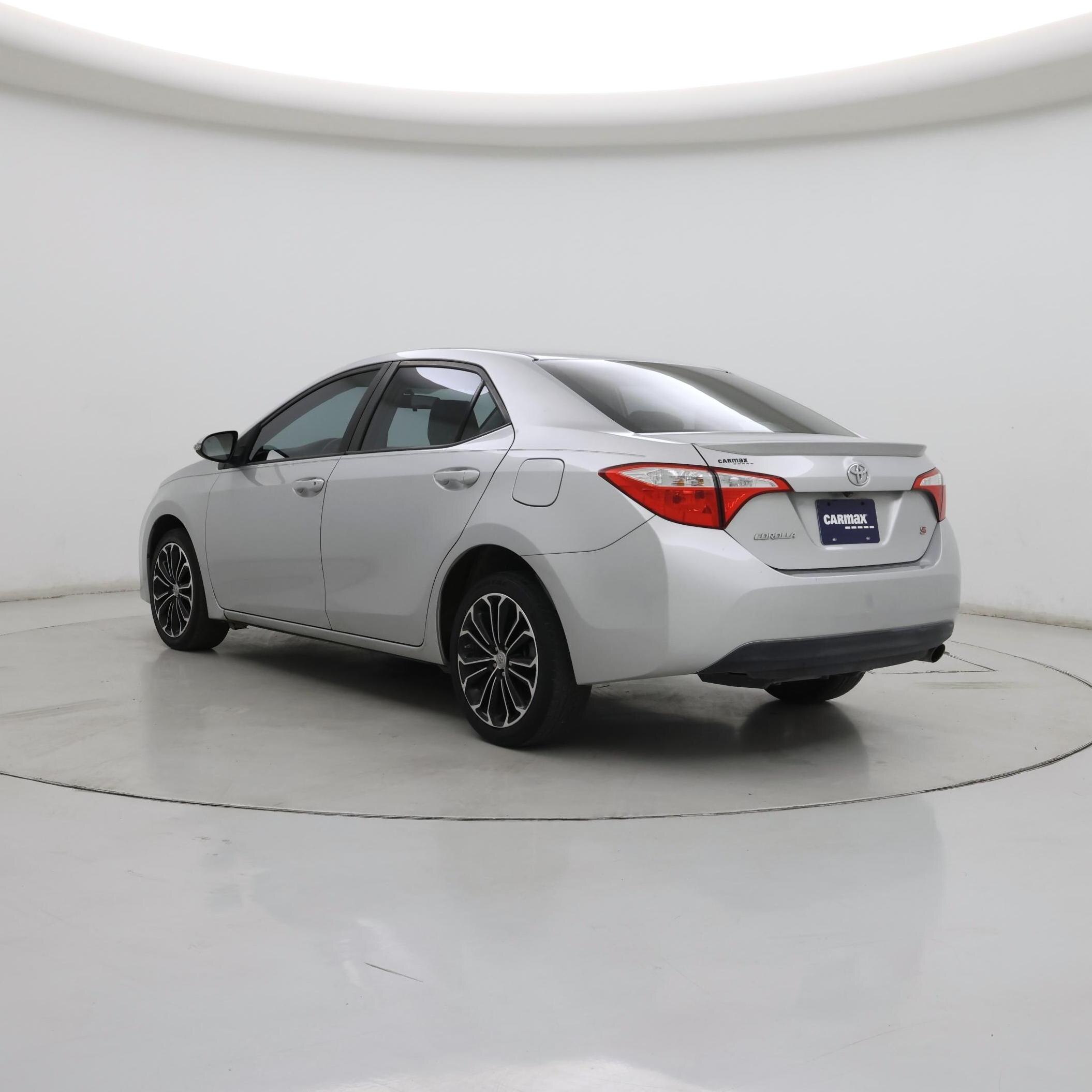 Thumbnail: 2015 Toyota Corolla - 2