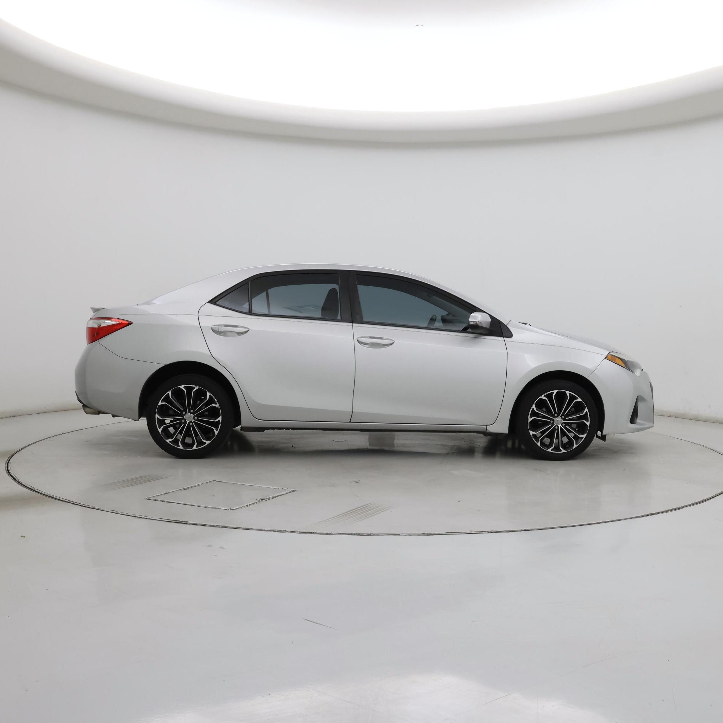Thumbnail: 2015 Toyota Corolla - 7