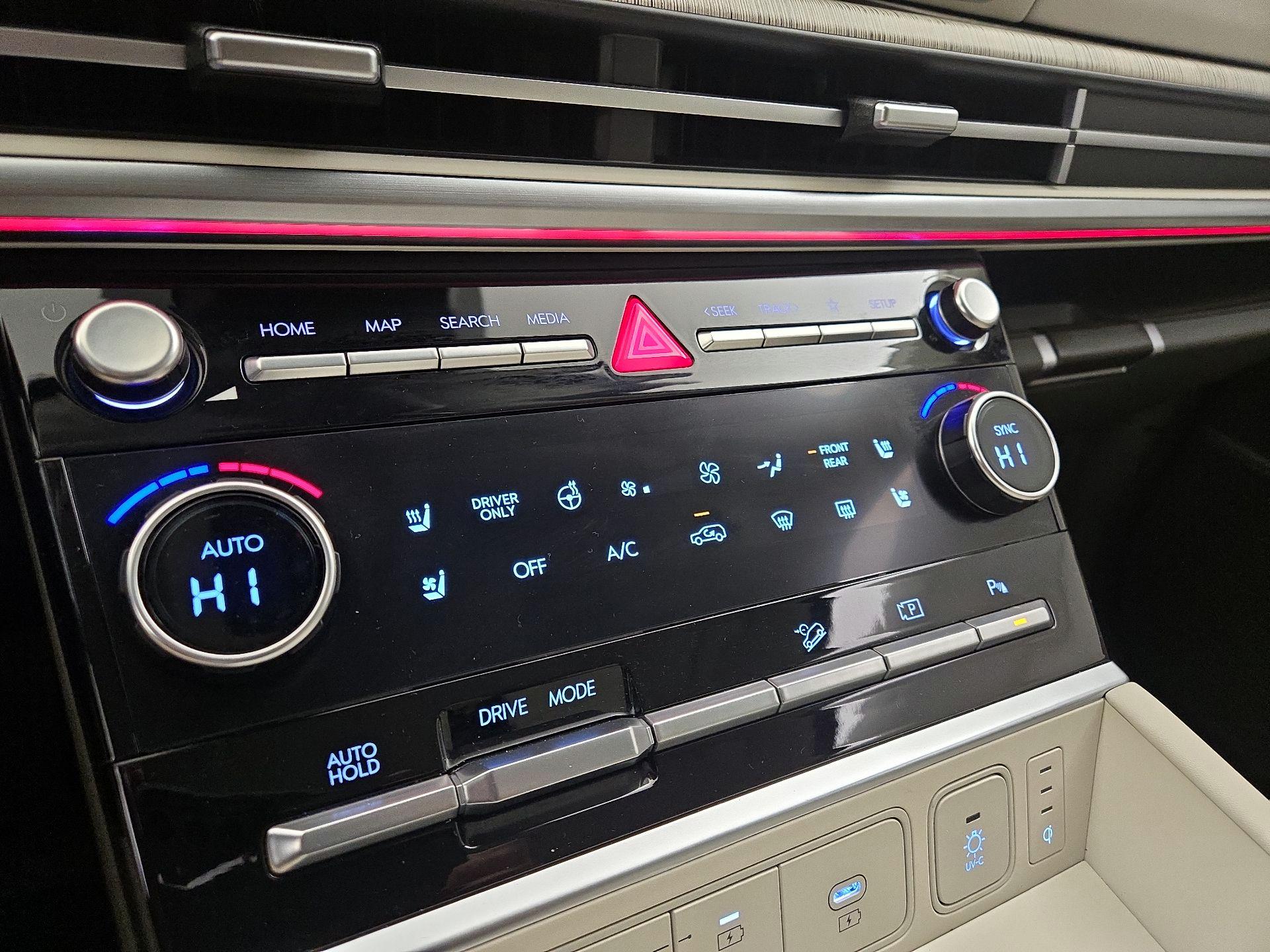 Thumbnail: 2025 Hyundai Santa Fe - 17