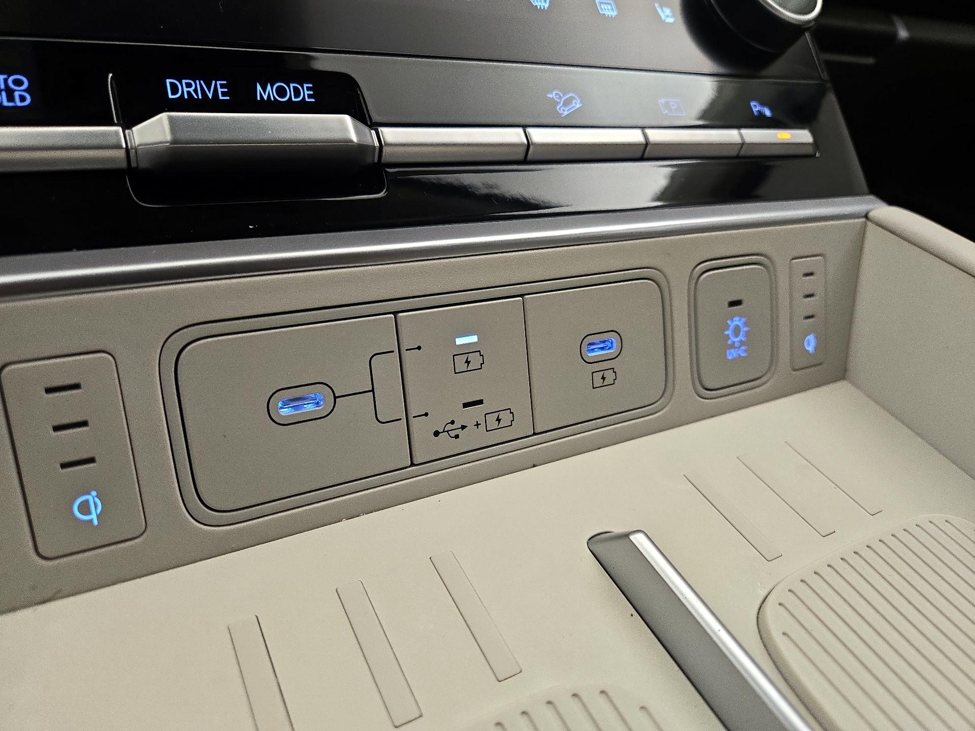 Thumbnail: 2025 Hyundai Santa Fe - 19