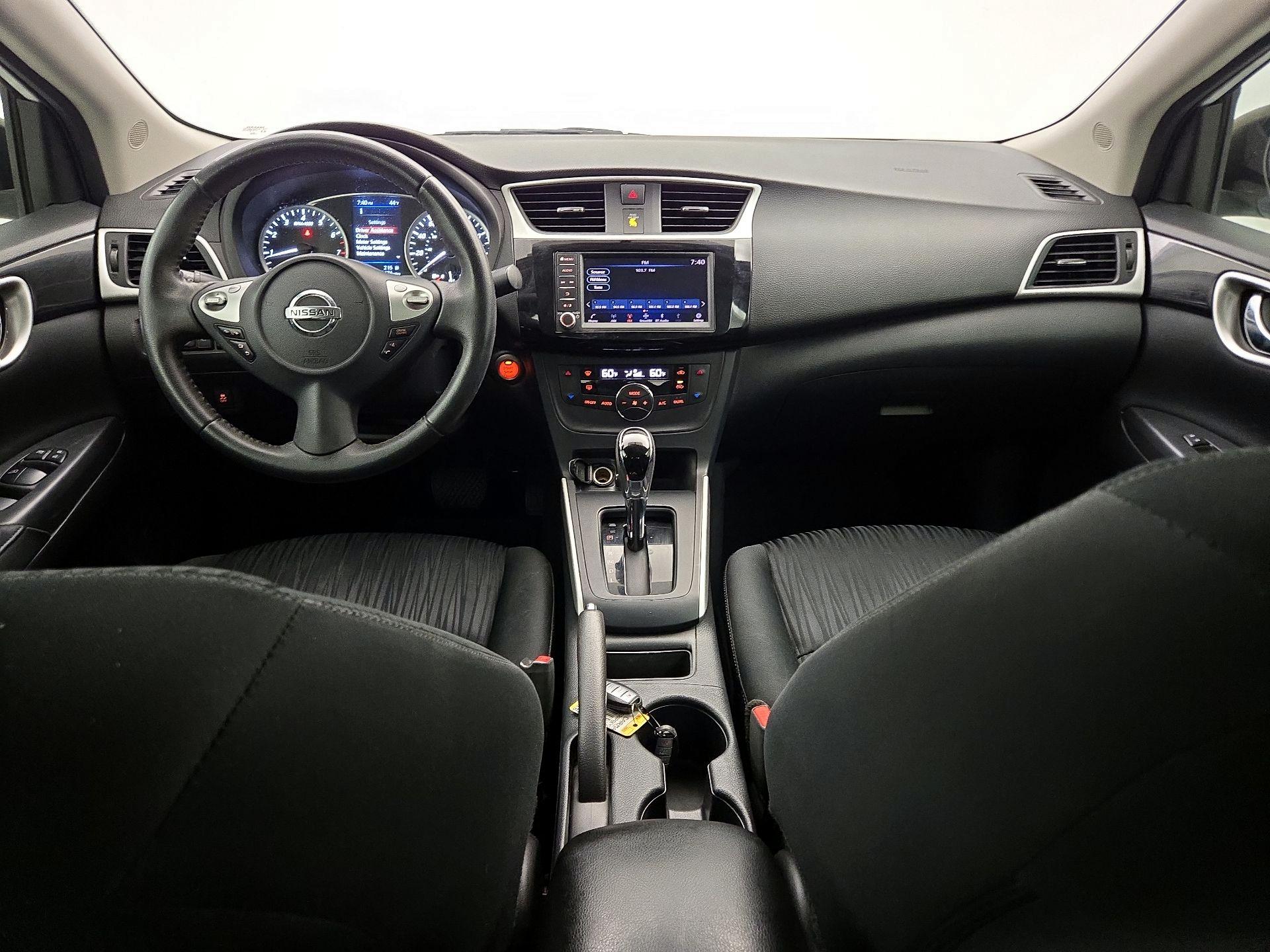 Thumbnail: 2019 Nissan Sentra - 9