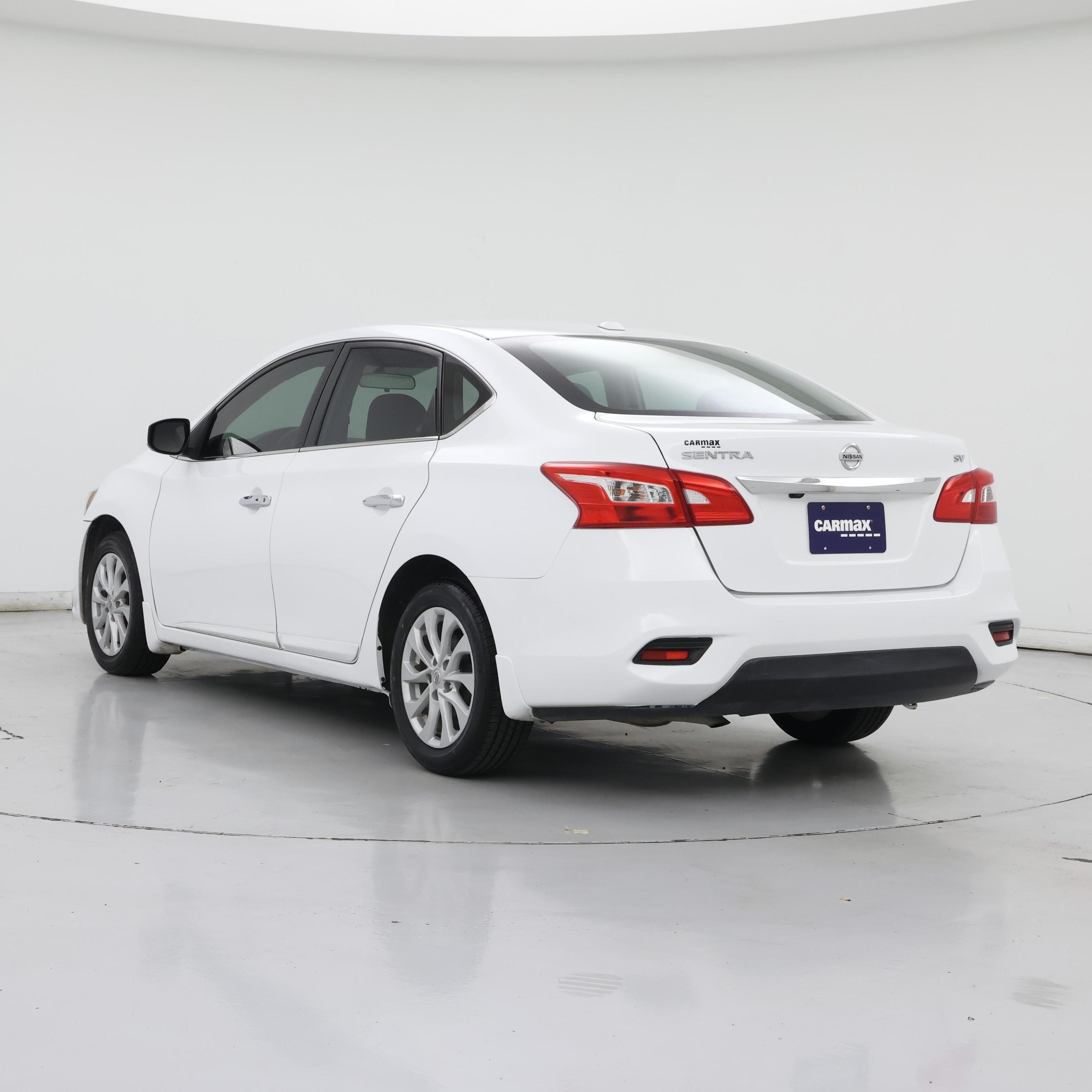 Thumbnail: 2019 Nissan Sentra - 2