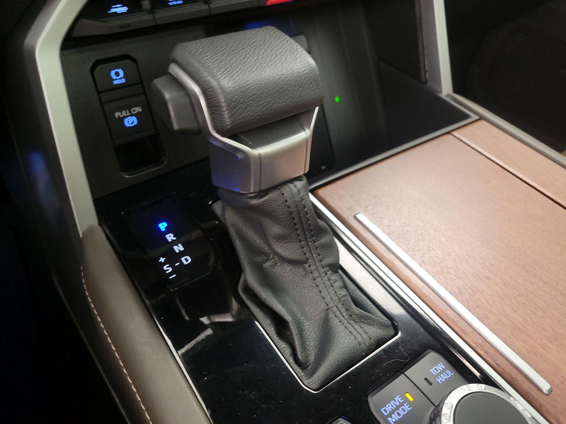 Thumbnail: 2024 Toyota Tundra - 17