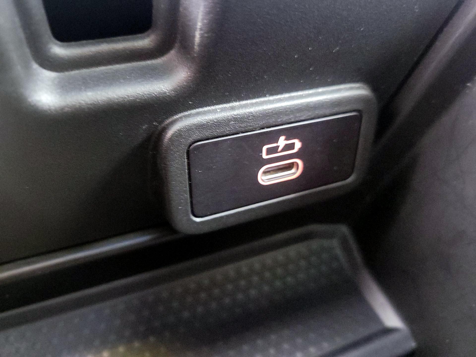 Thumbnail: 2024 BMW i4 - 19