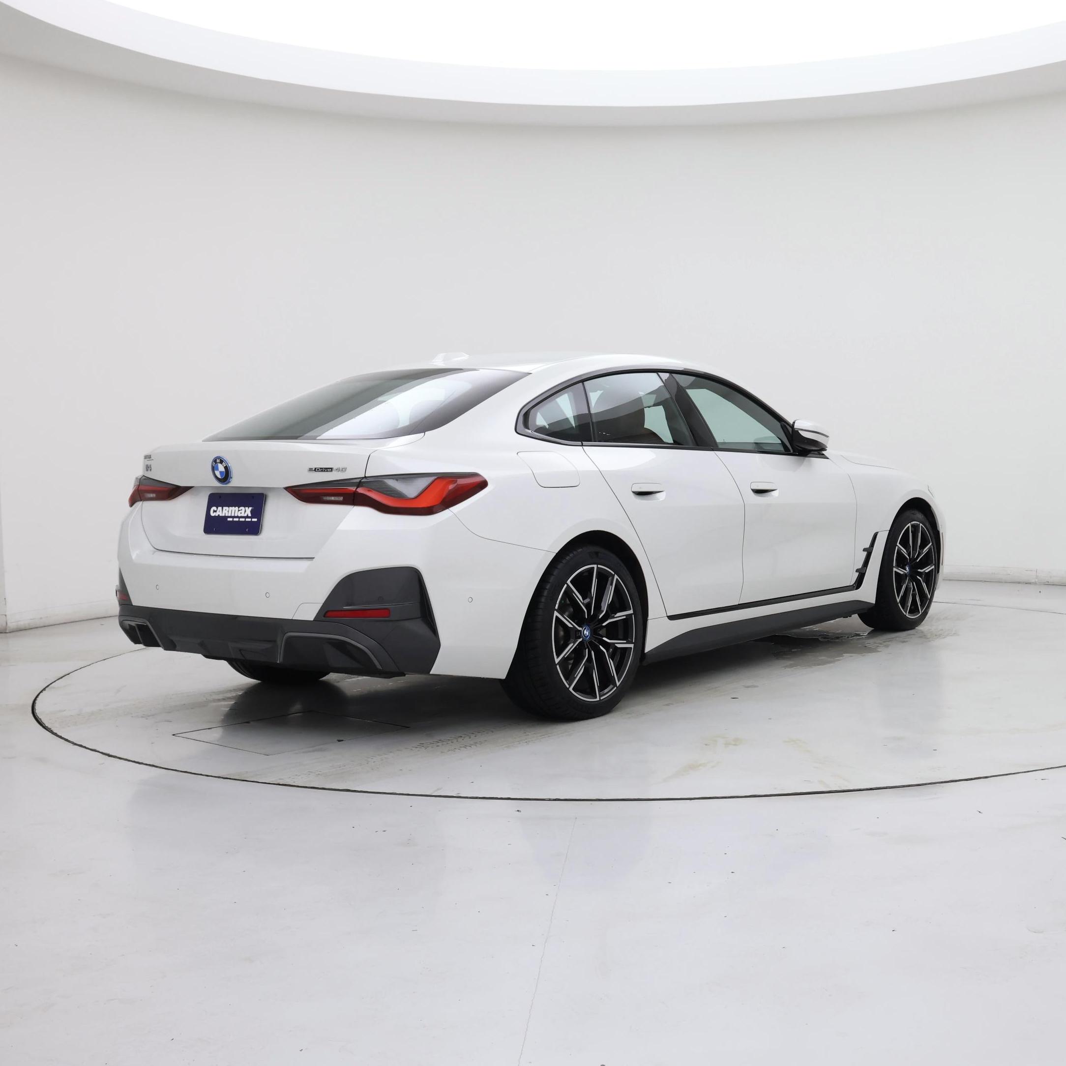 Thumbnail: 2024 BMW i4 - 8