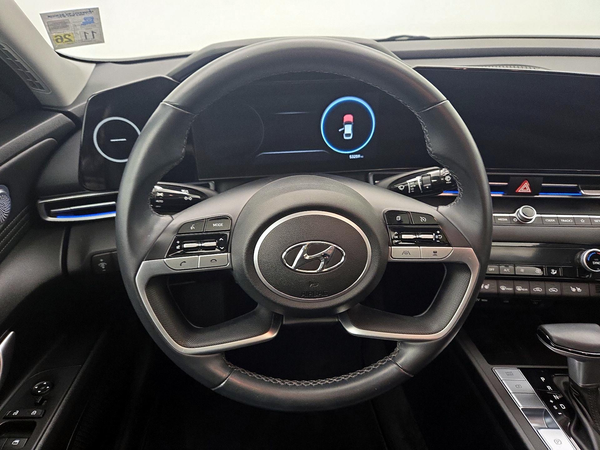 Thumbnail: 2022 Hyundai Elantra - 10