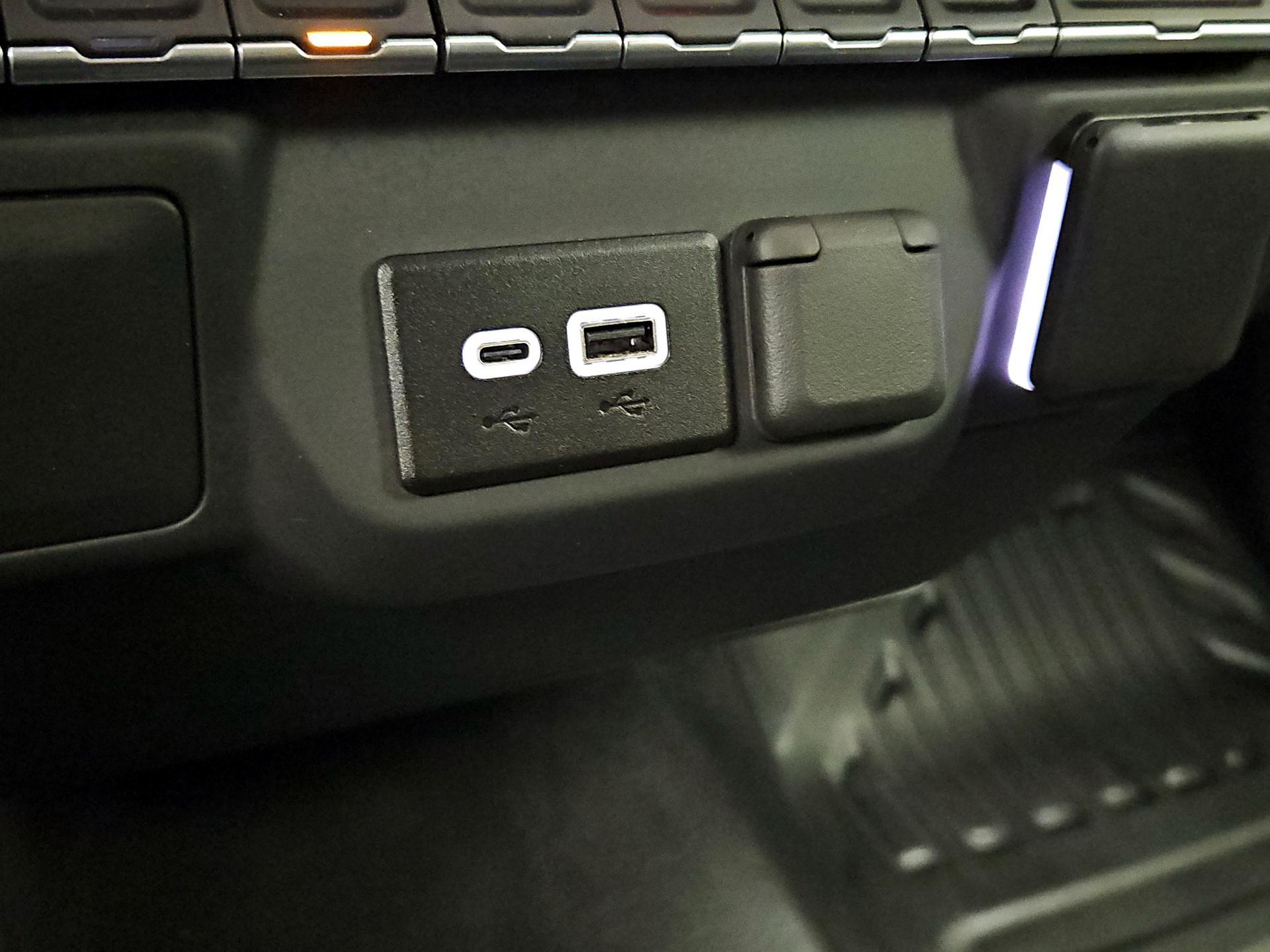 Thumbnail: 2024 GMC Sierra 1500 - 18