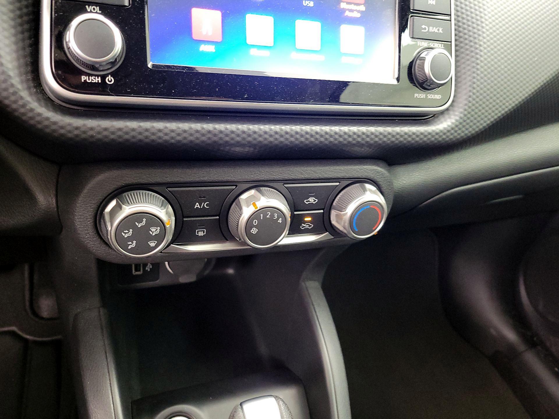 Thumbnail: 2024 Nissan Kicks - 16