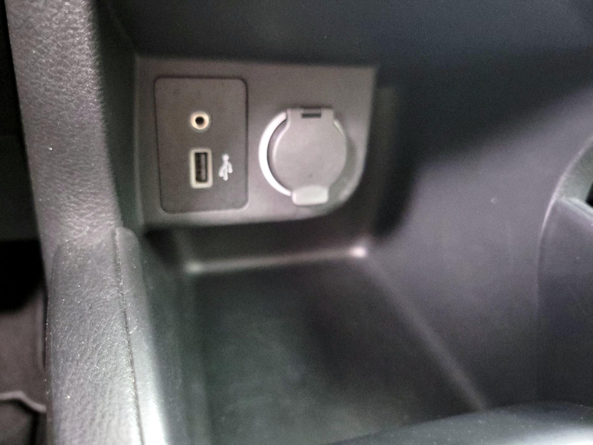 Thumbnail: 2024 Nissan Kicks - 18