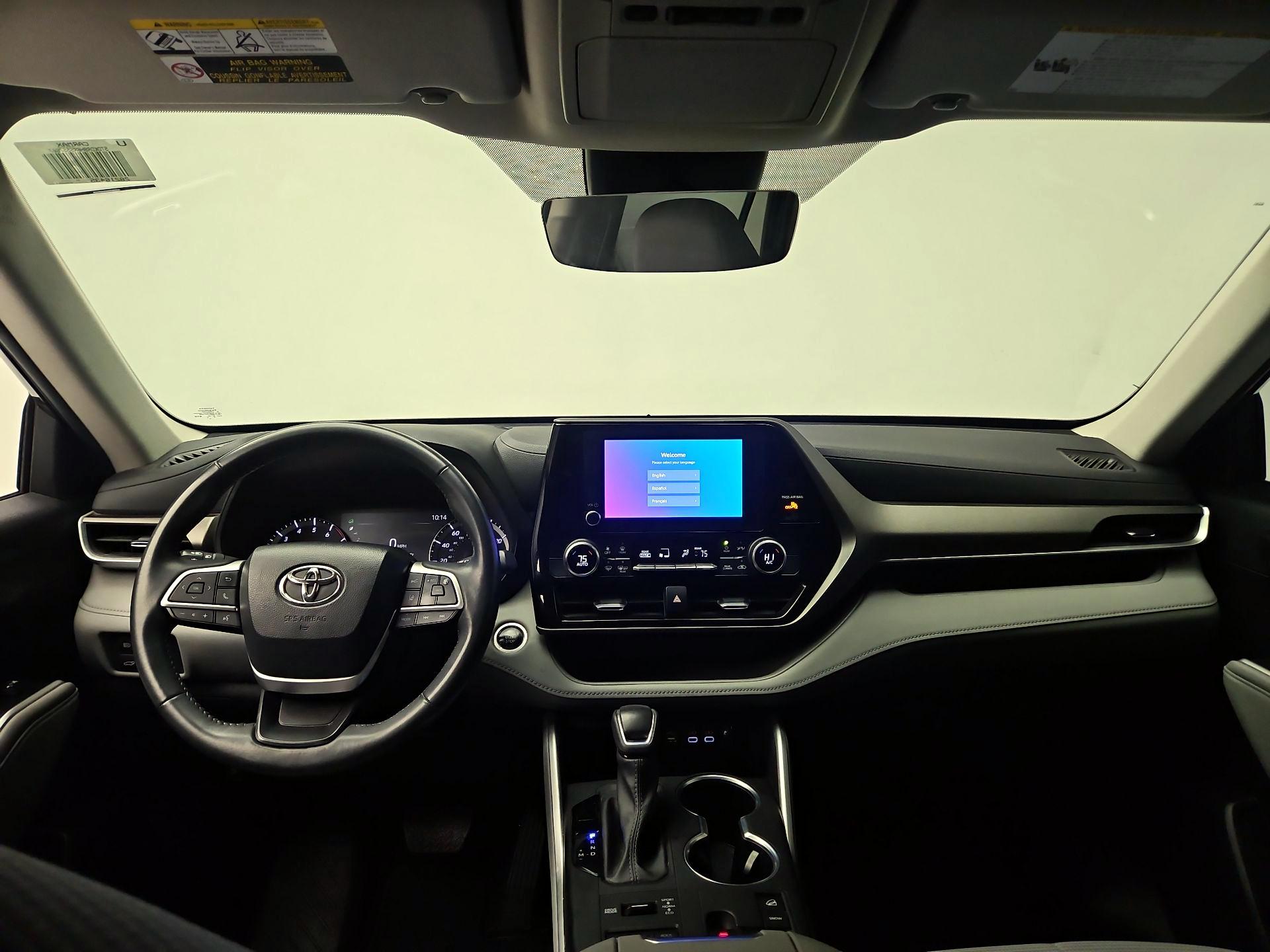 Thumbnail: 2024 Toyota Highlander - 9