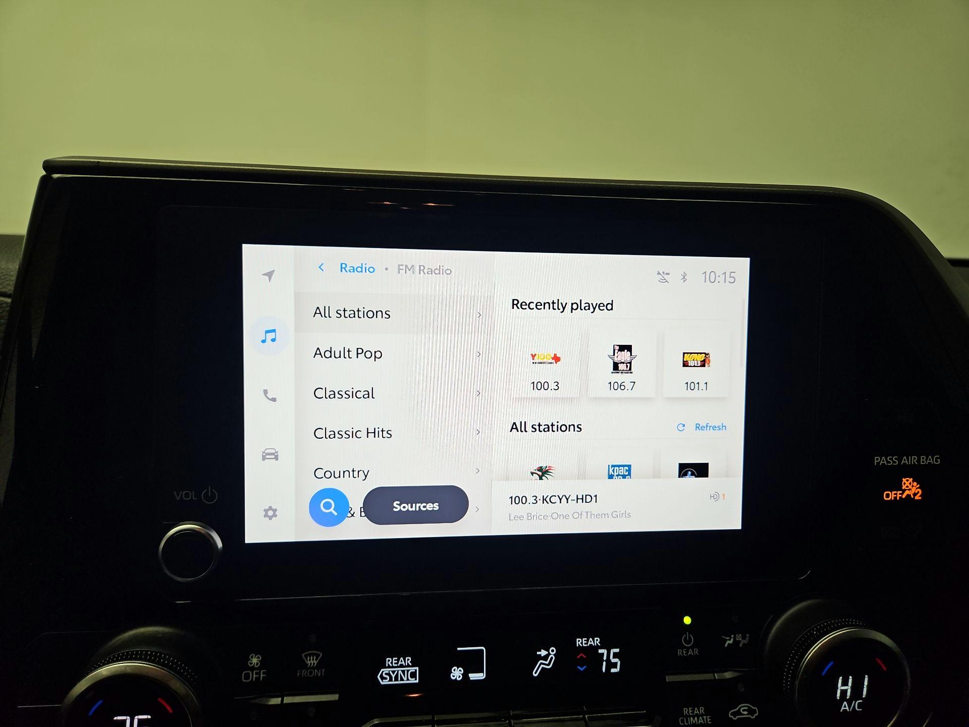 Thumbnail: 2024 Toyota Highlander - 15