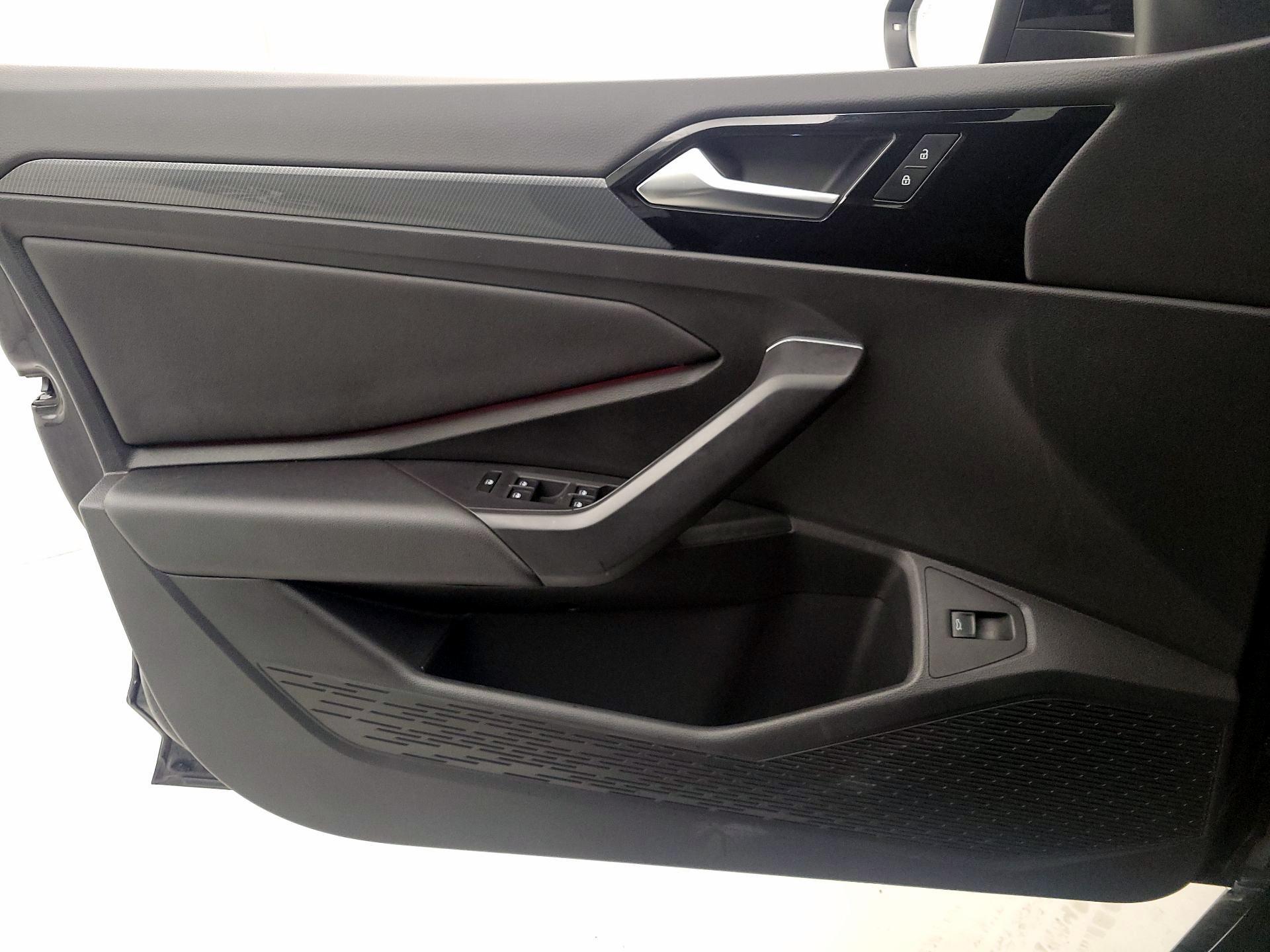 Thumbnail: 2019 Volkswagen Jetta - 12