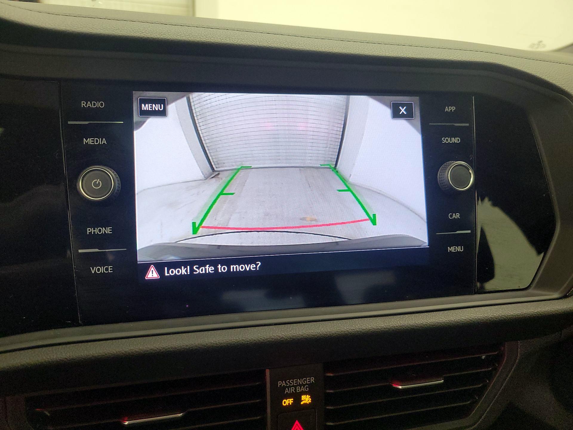 Thumbnail: 2019 Volkswagen Jetta - 14