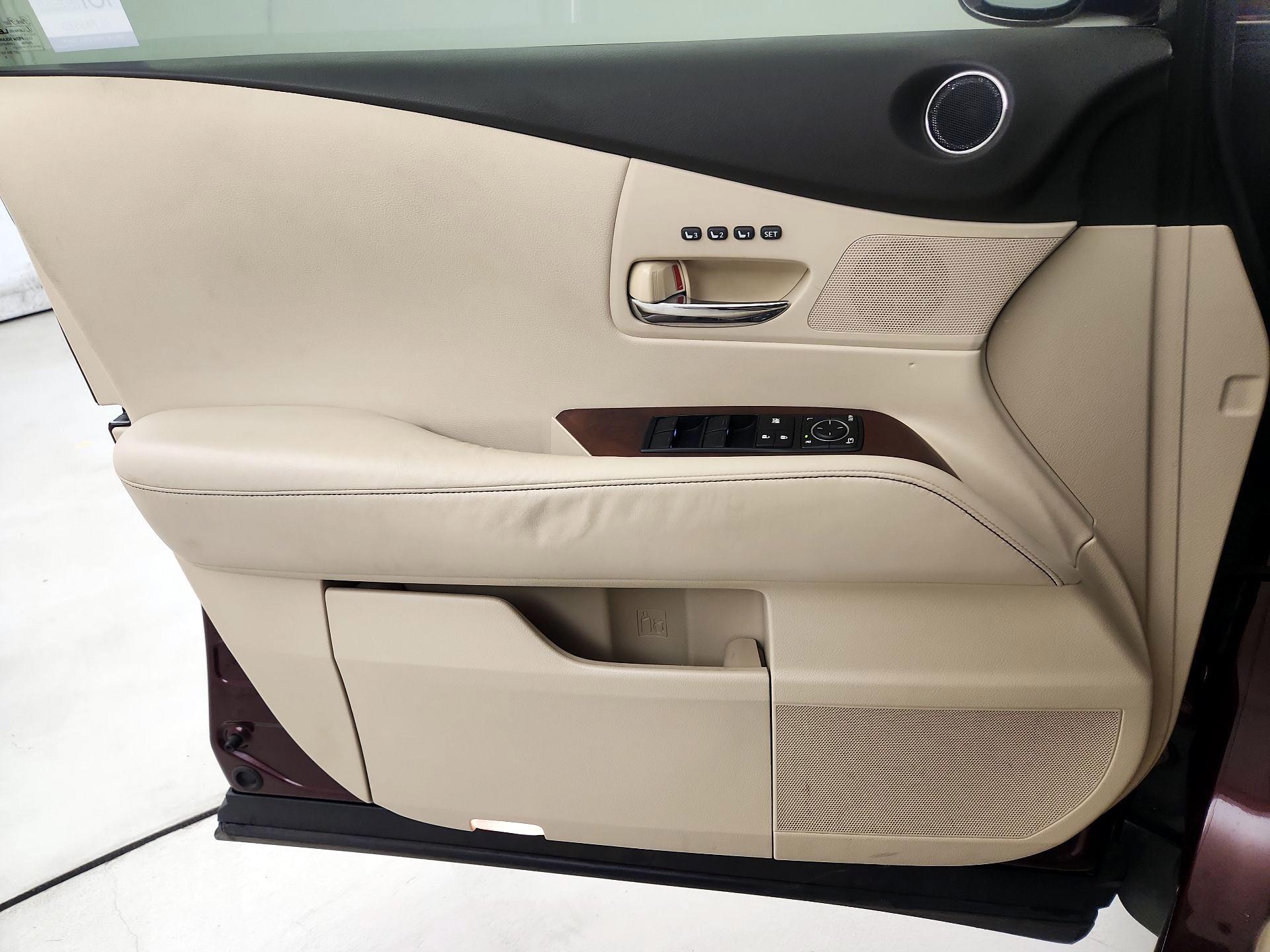 Thumbnail: 2015 Lexus RX - 10