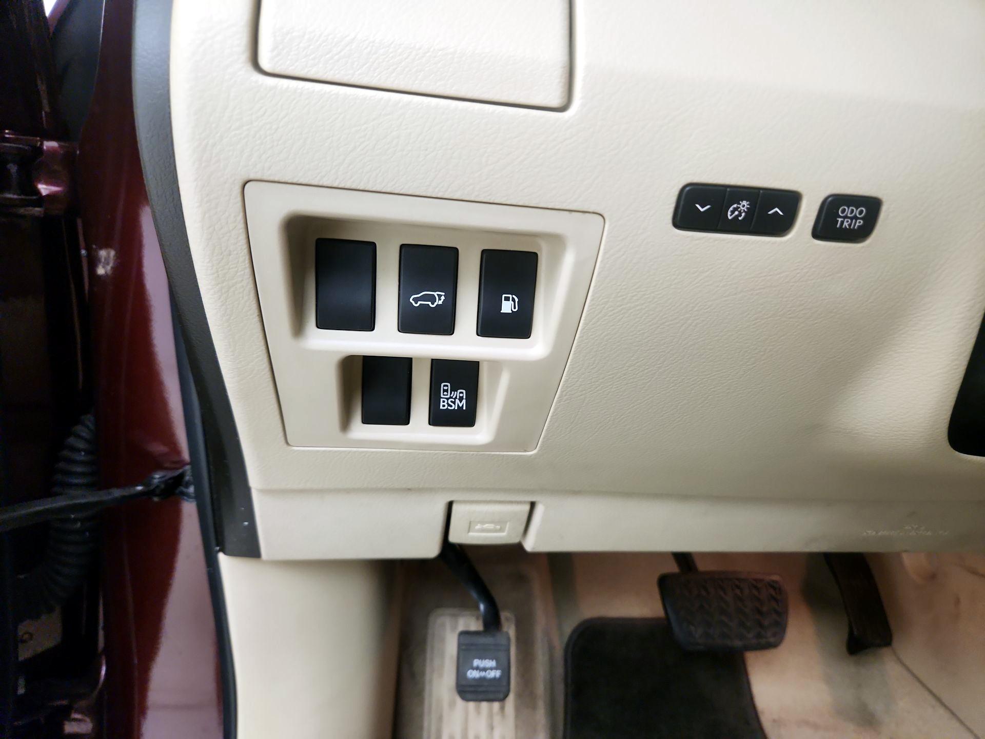 Thumbnail: 2015 Lexus RX - 11