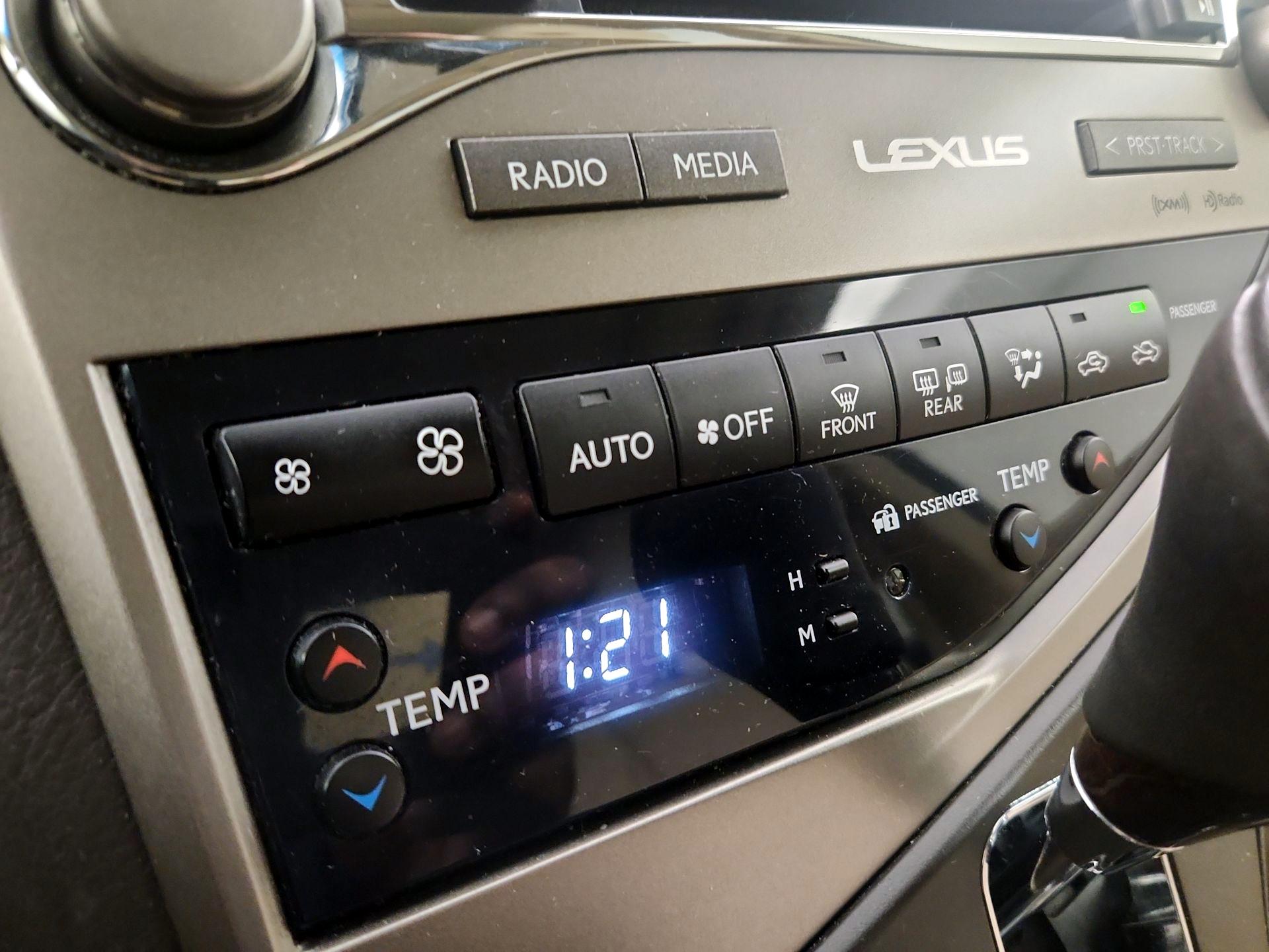 Thumbnail: 2015 Lexus RX - 14