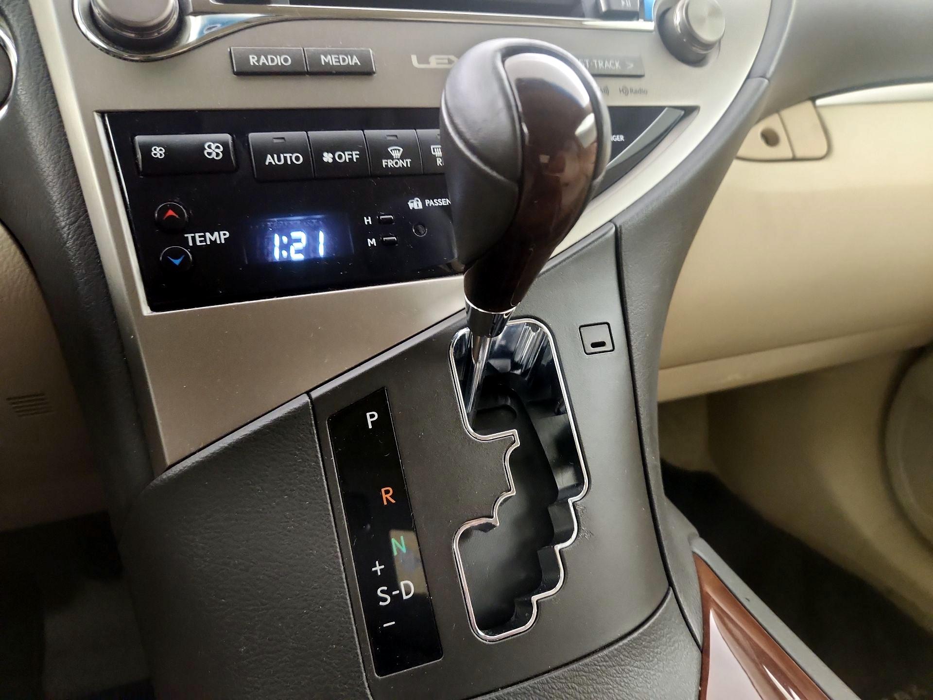 Thumbnail: 2015 Lexus RX - 15