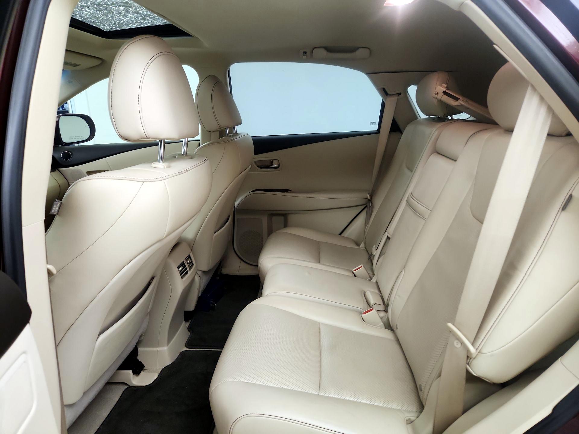 Thumbnail: 2015 Lexus RX - 18