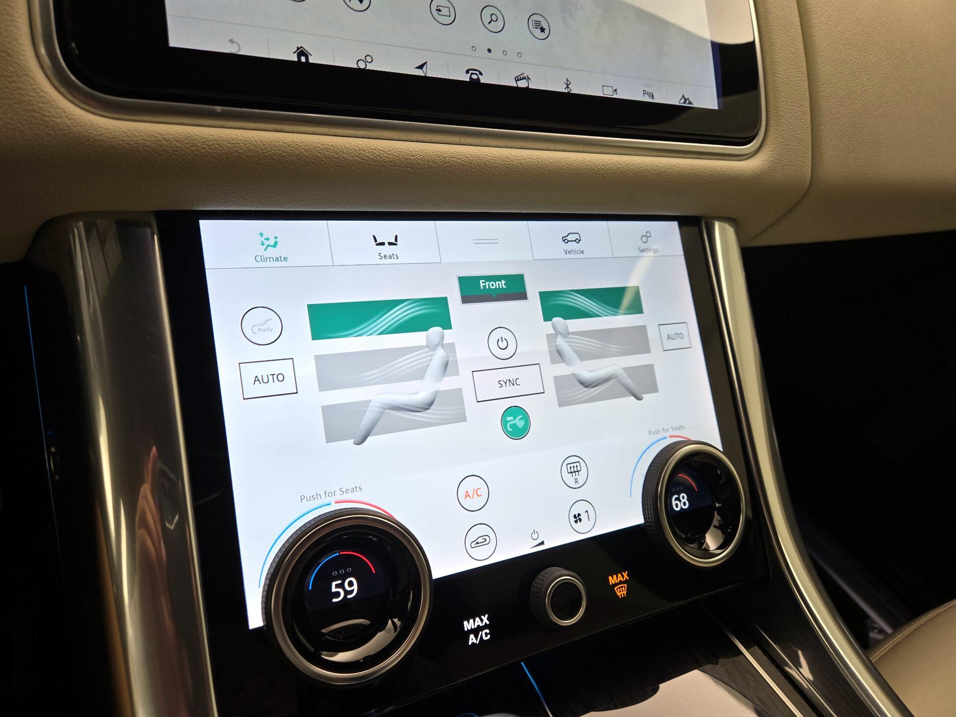 Thumbnail: 2022 Land Rover Range Rover Sport - 17