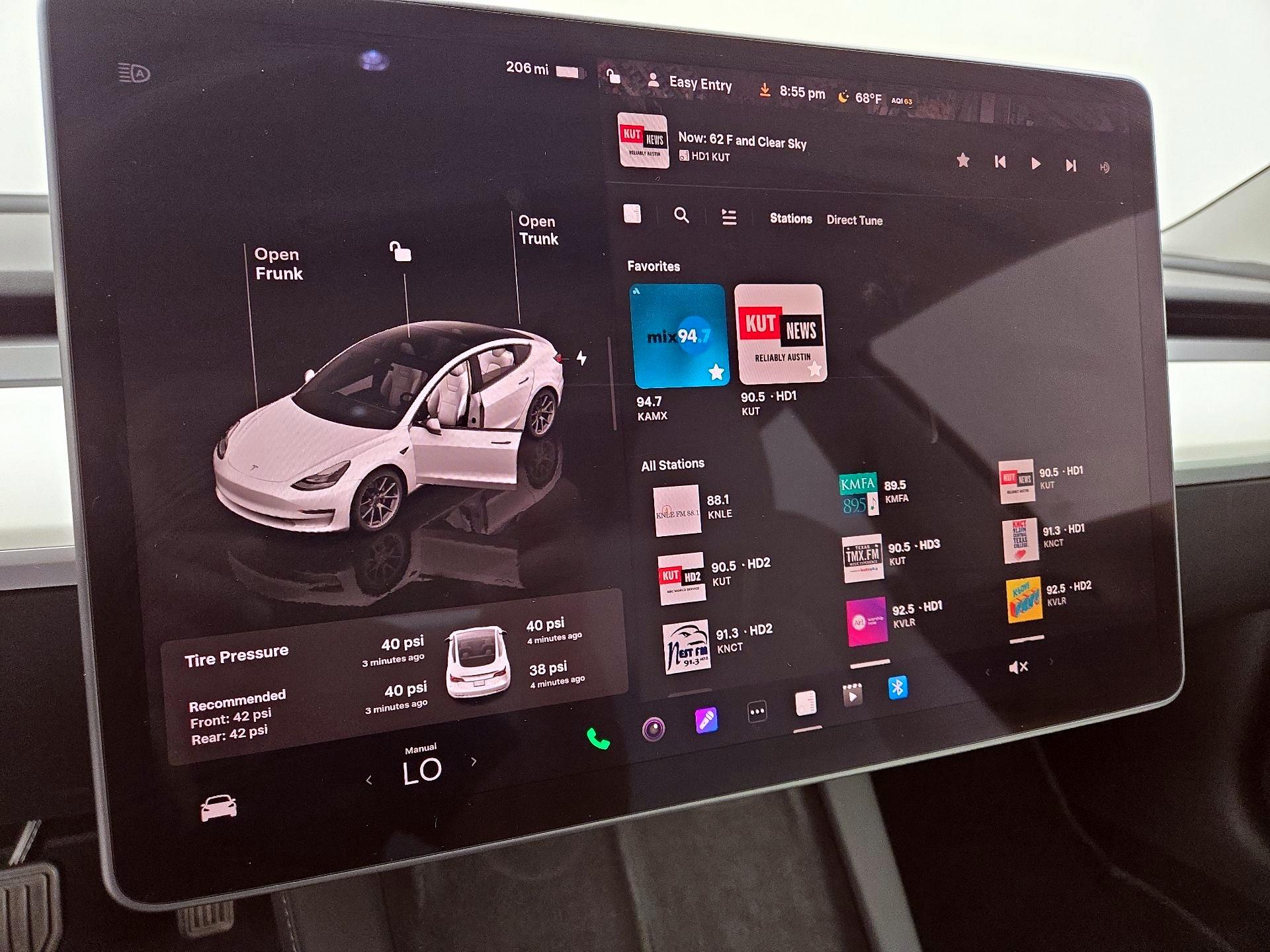 Thumbnail: 2023 Tesla Model 3 - 15