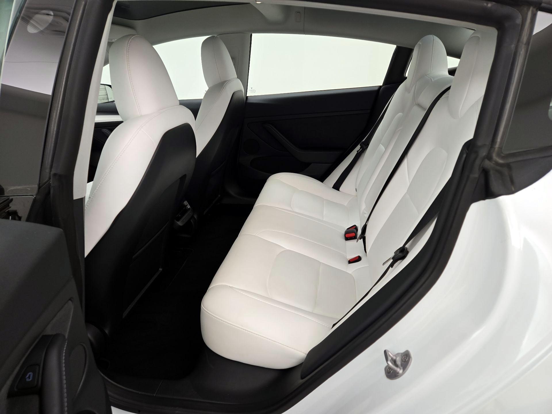 Thumbnail: 2023 Tesla Model 3 - 20