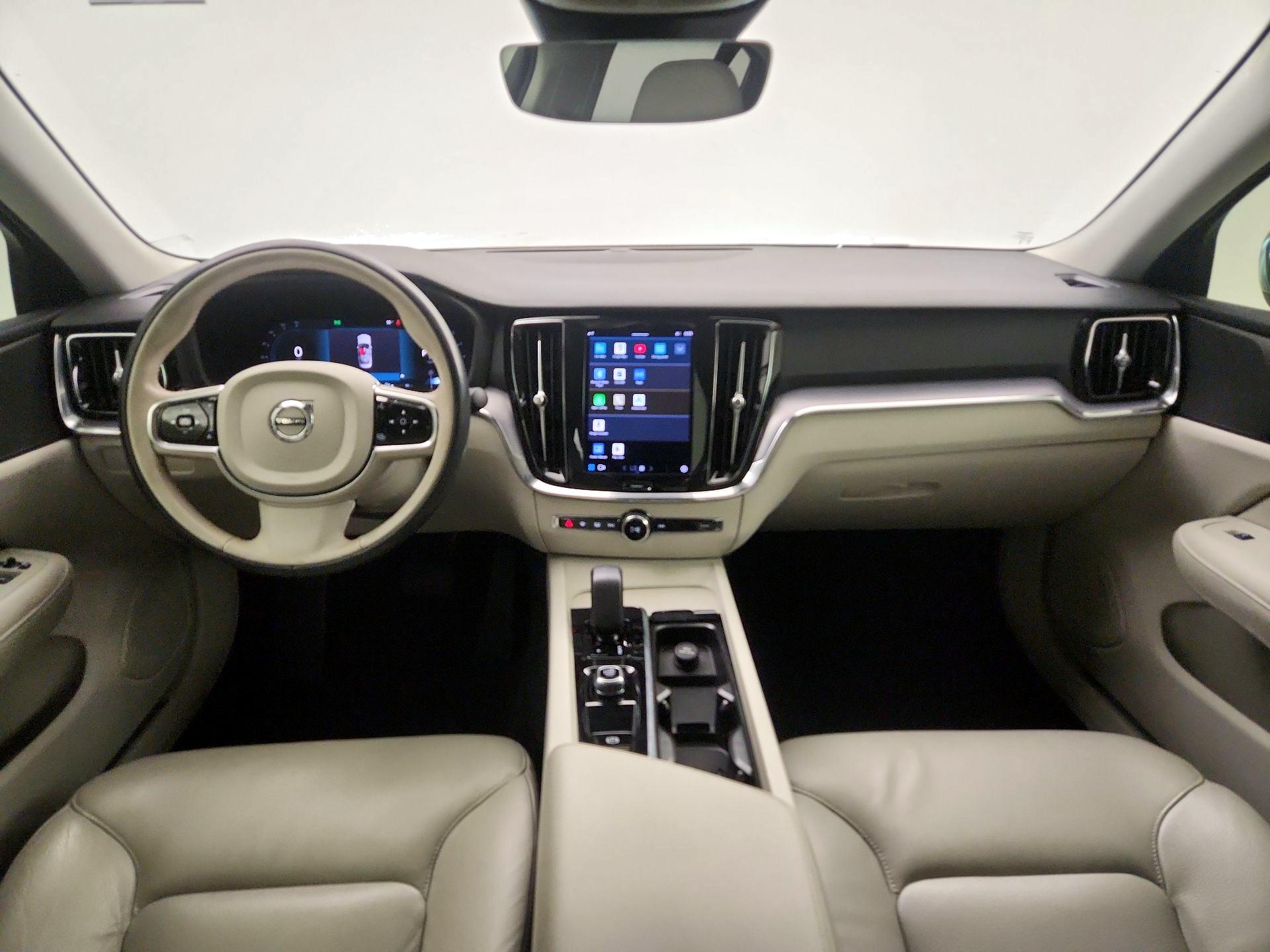 Thumbnail: 2024 Volvo S60 - 9