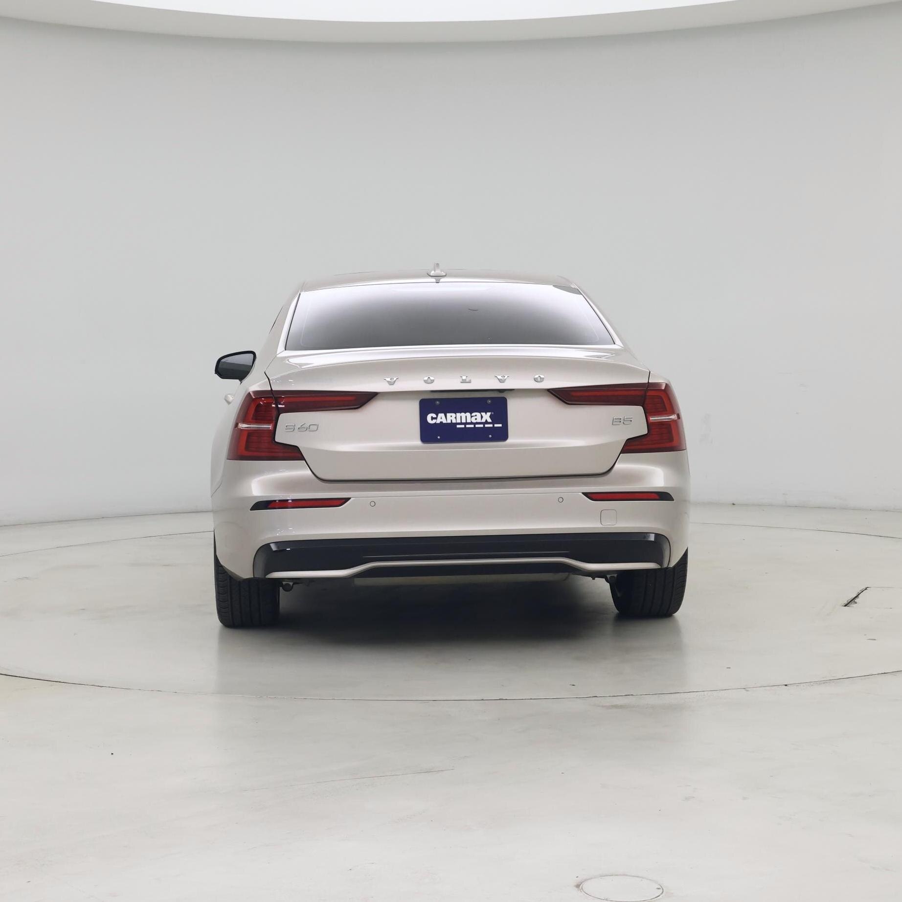 Thumbnail: 2024 Volvo S60 - 6