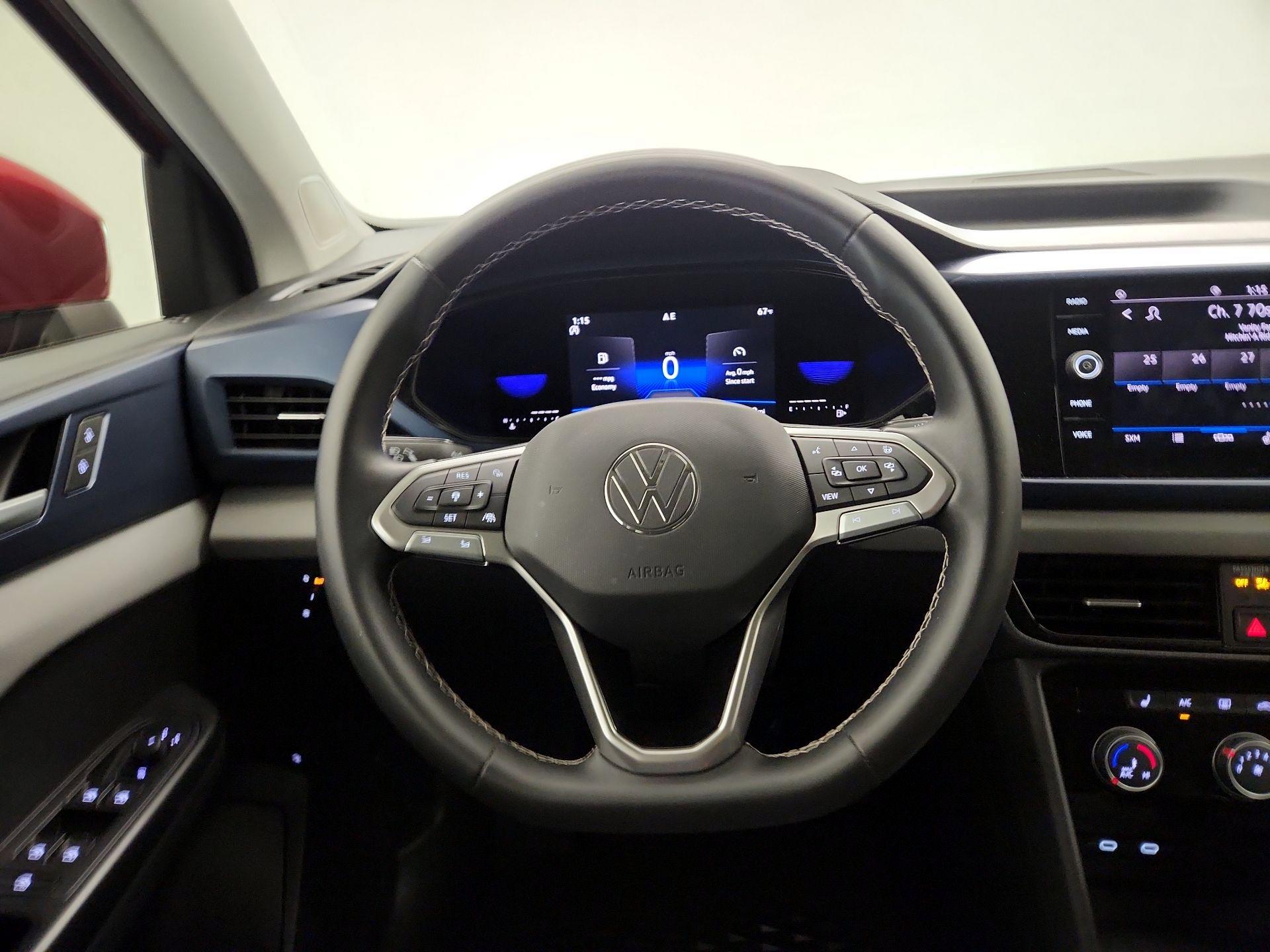 Thumbnail: 2023 Volkswagen Taos - 10