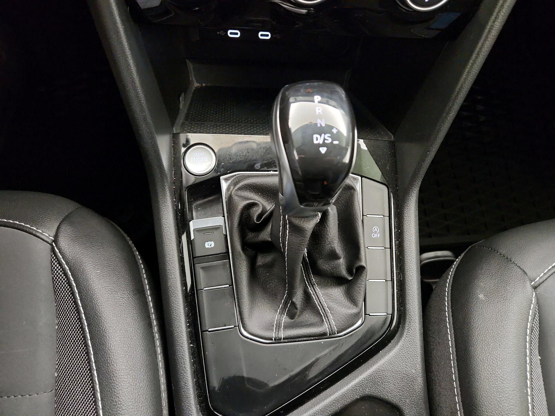 Thumbnail: 2023 Volkswagen Taos - 17