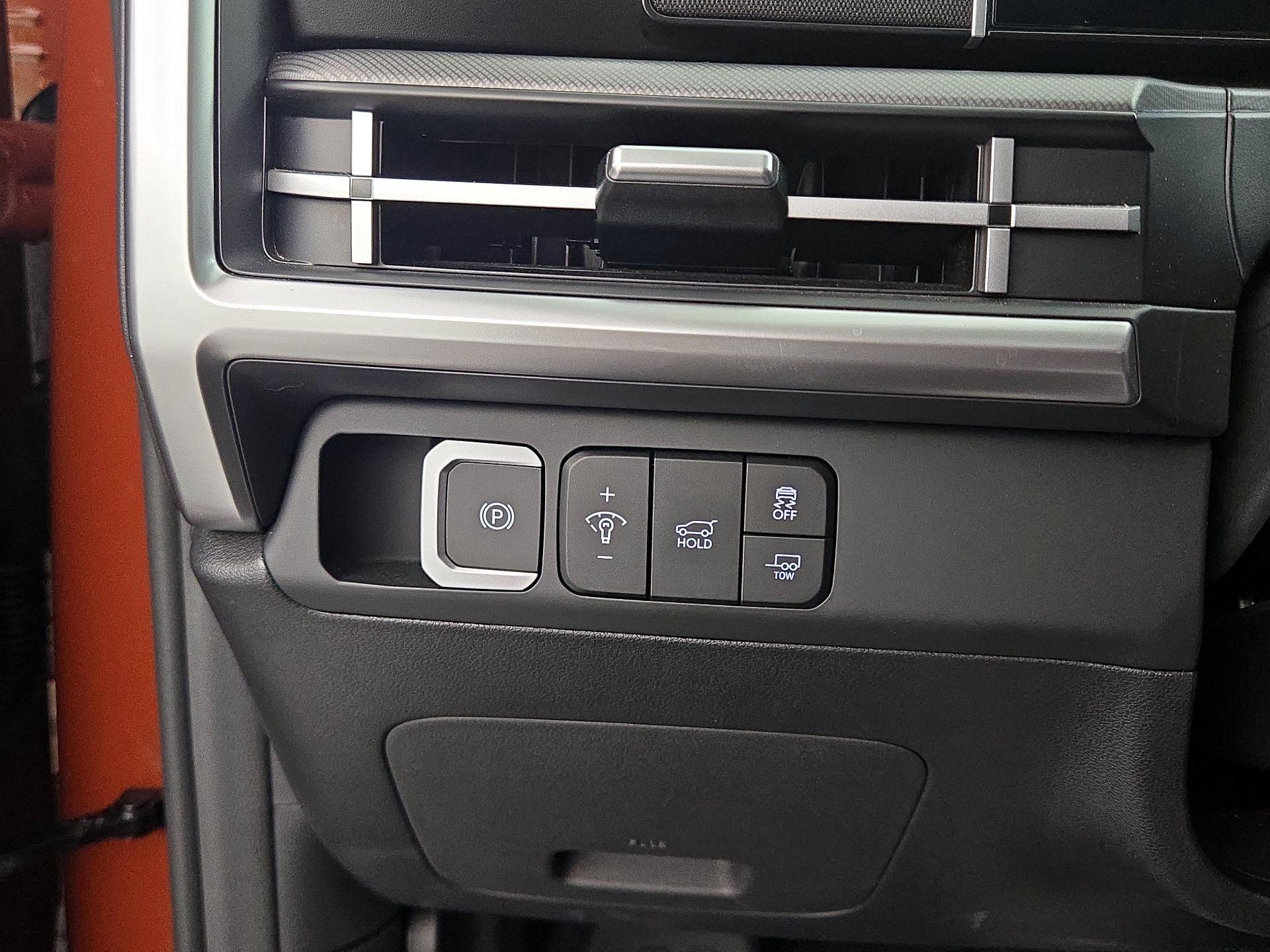 Thumbnail: 2025 Hyundai Santa Fe - 13