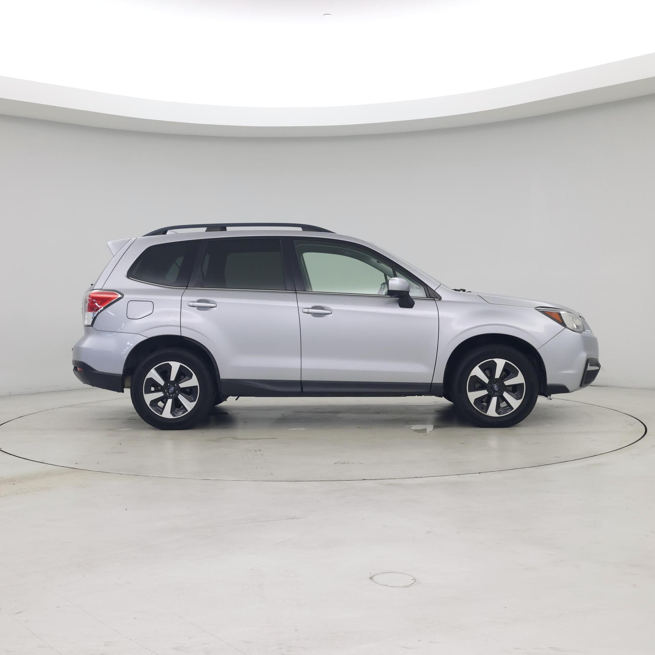 Thumbnail: 2017 Subaru Forester - 7