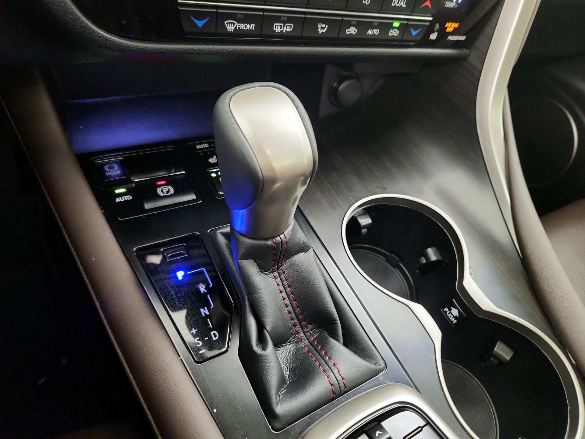 Thumbnail: 2019 Lexus RX - 18