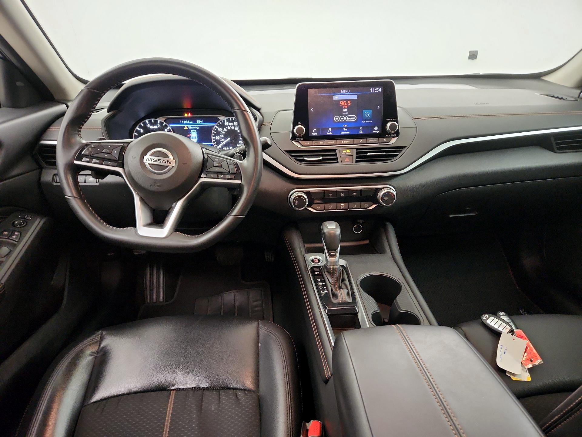 Thumbnail: 2021 Nissan Altima - 9