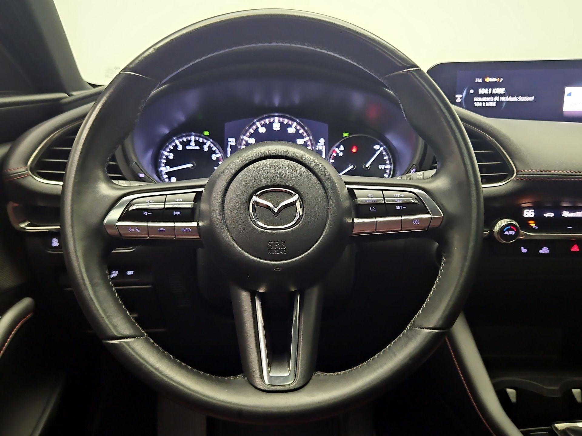 Thumbnail: 2023 Mazda Mazda3 - 10