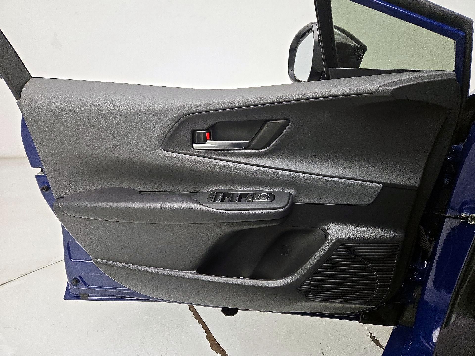 Thumbnail: 2025 Toyota Prius - 12