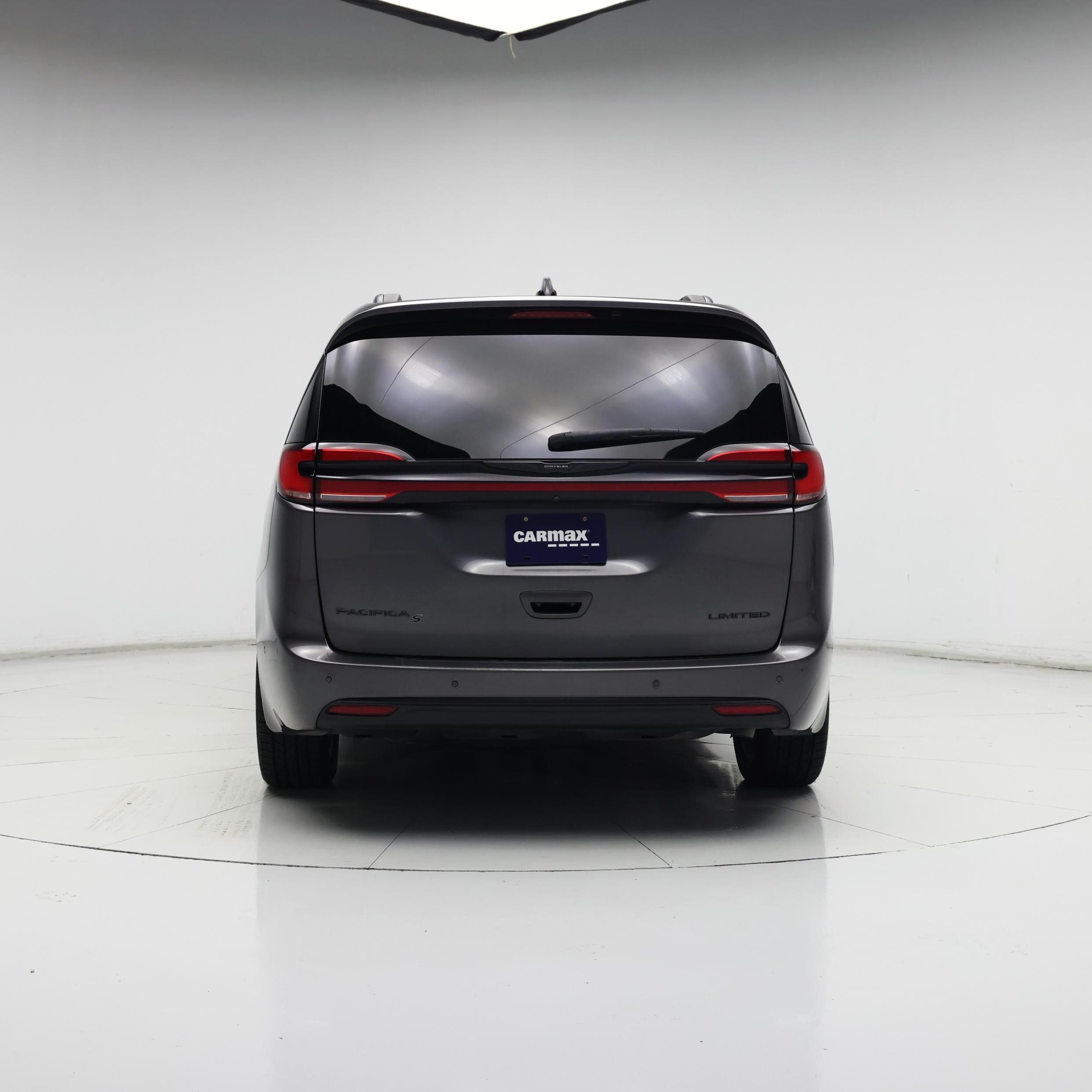 Thumbnail: 2023 Chrysler Pacifica - 6