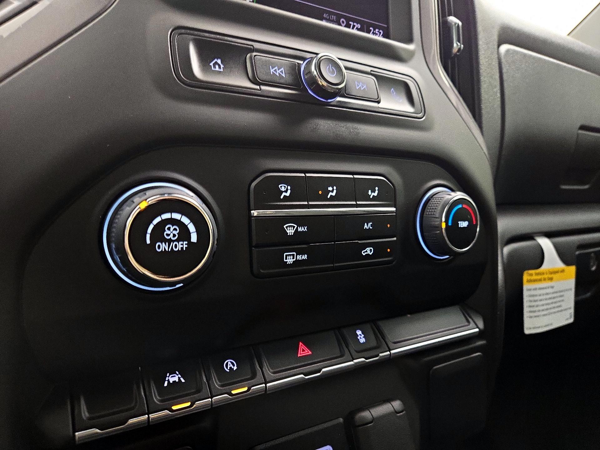 Thumbnail: 2024 Chevrolet Silverado 1500 - 16