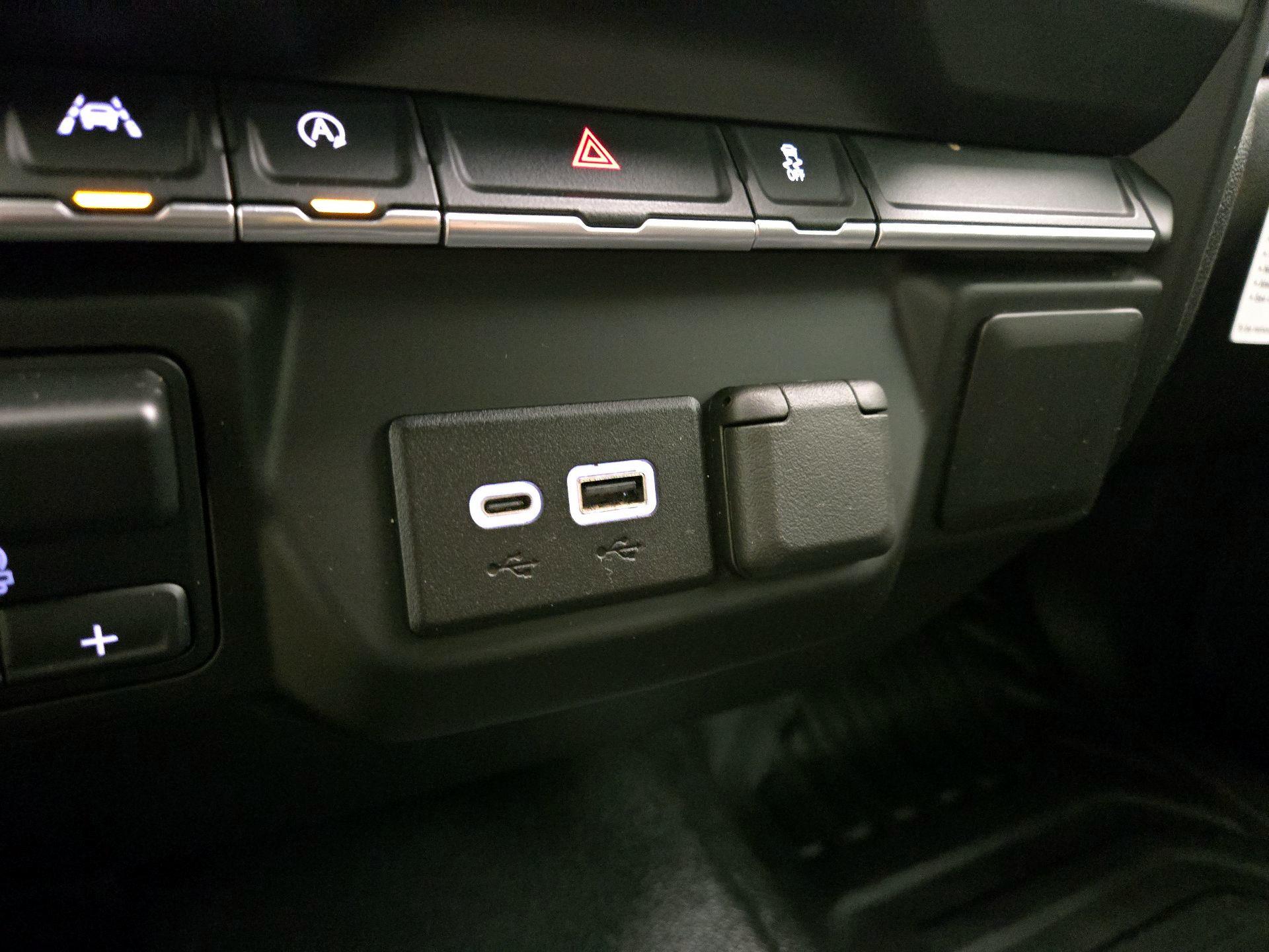 Thumbnail: 2024 Chevrolet Silverado 1500 - 18