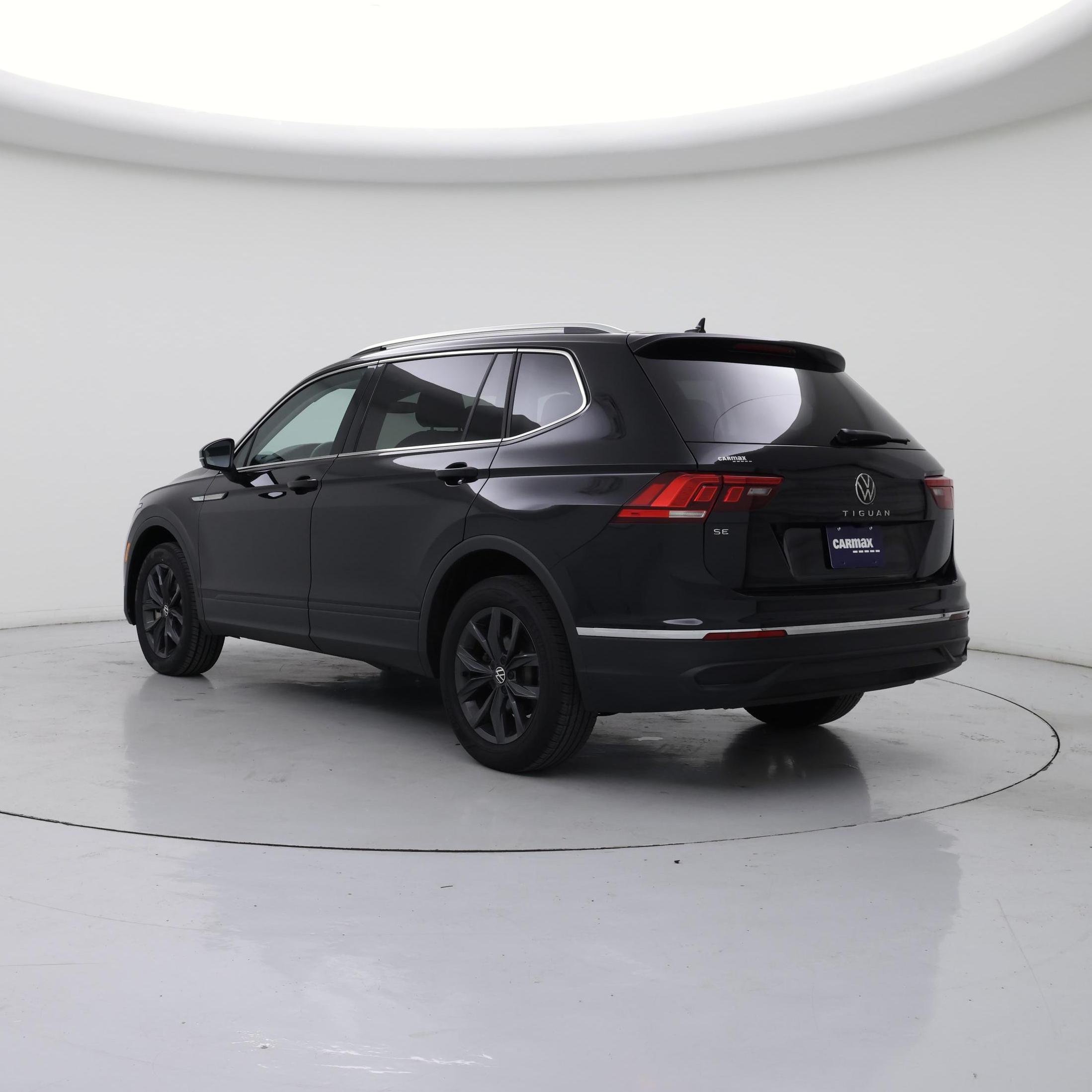 Thumbnail: 2024 Volkswagen Tiguan - 2