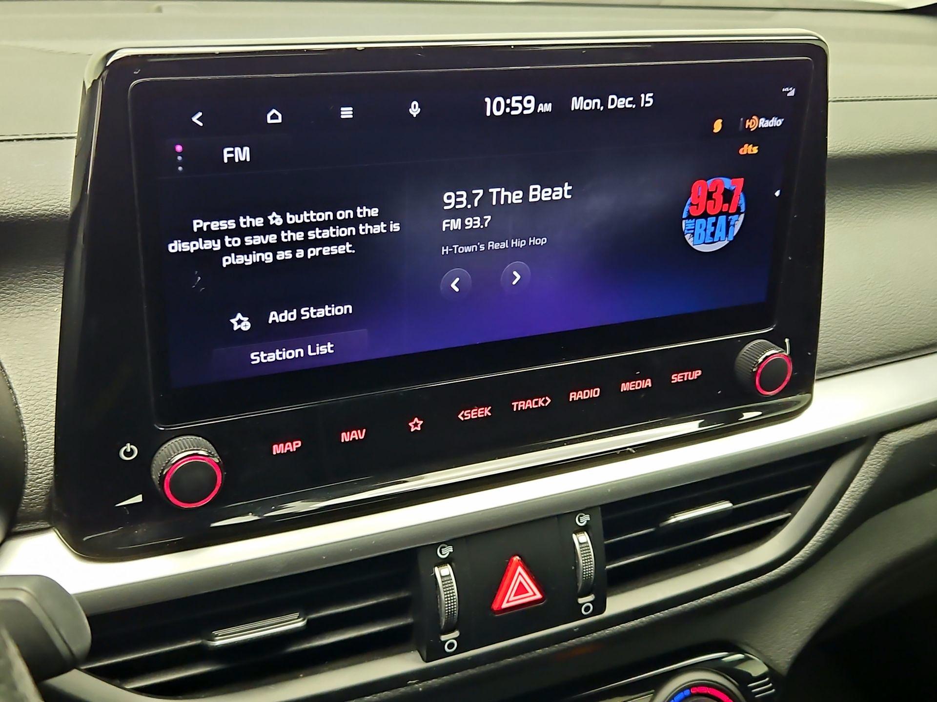 Thumbnail: 2023 Kia Forte - 16