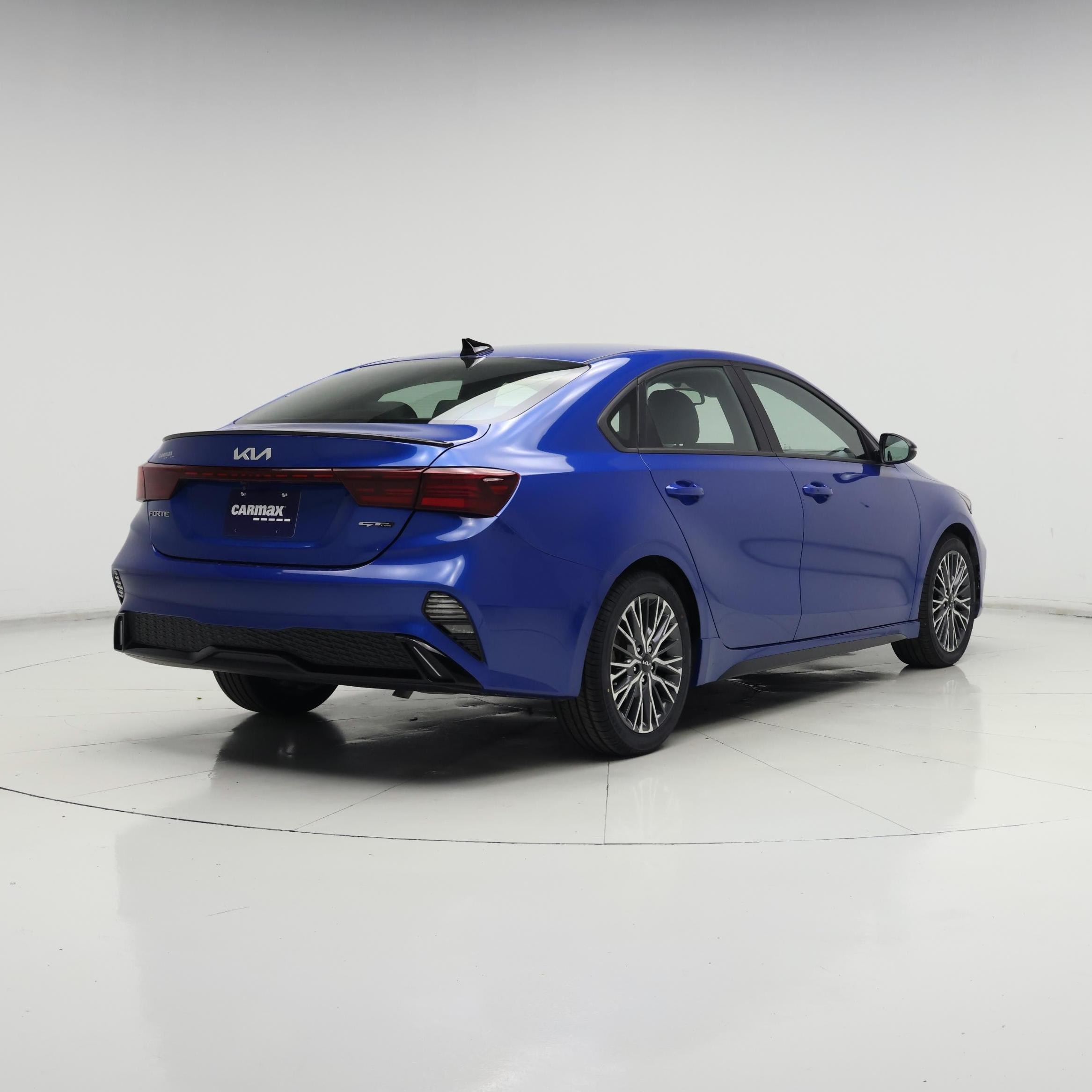 Thumbnail: 2023 Kia Forte - 8