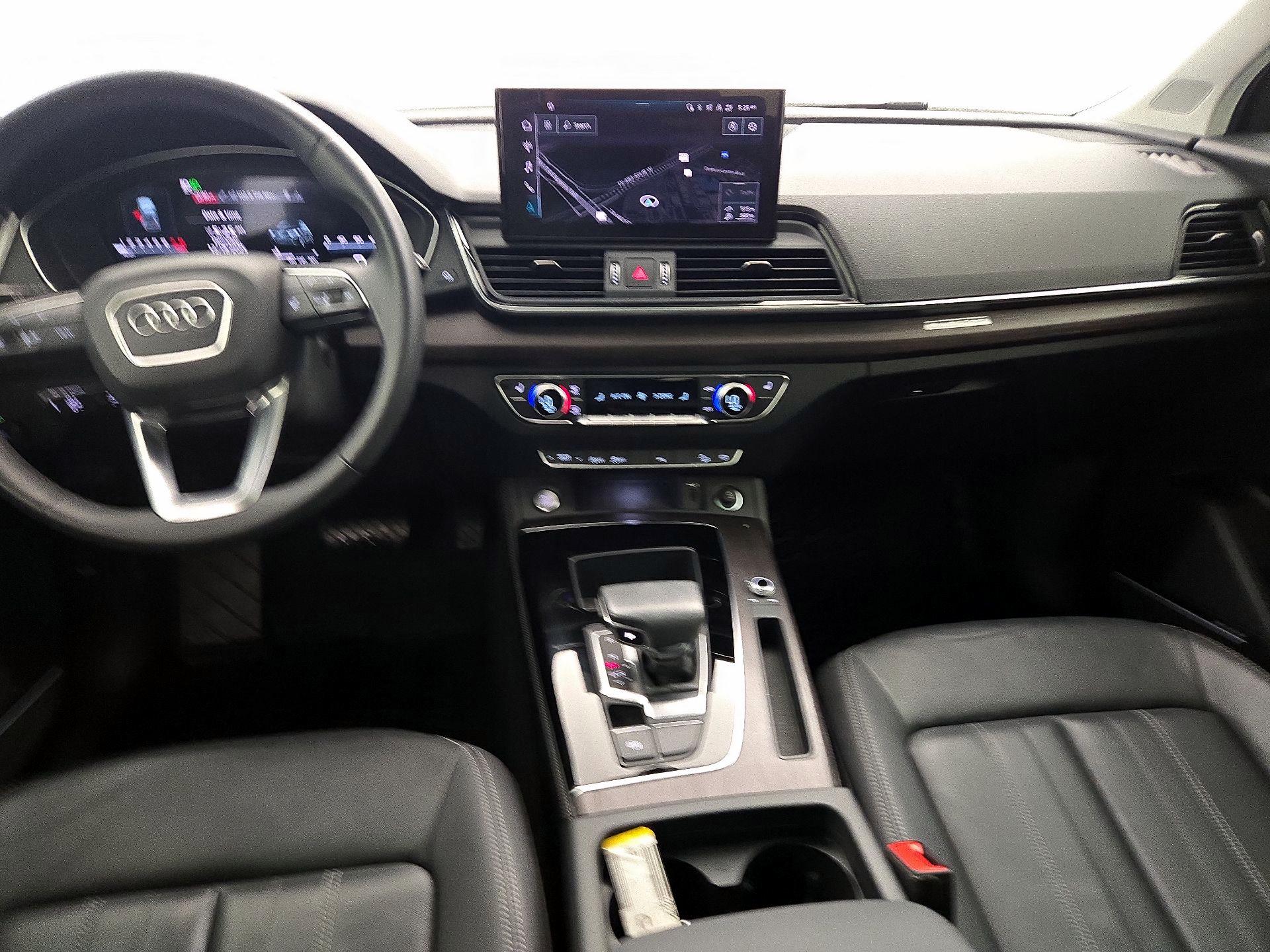 Thumbnail: 2023 Audi Q5 - 9